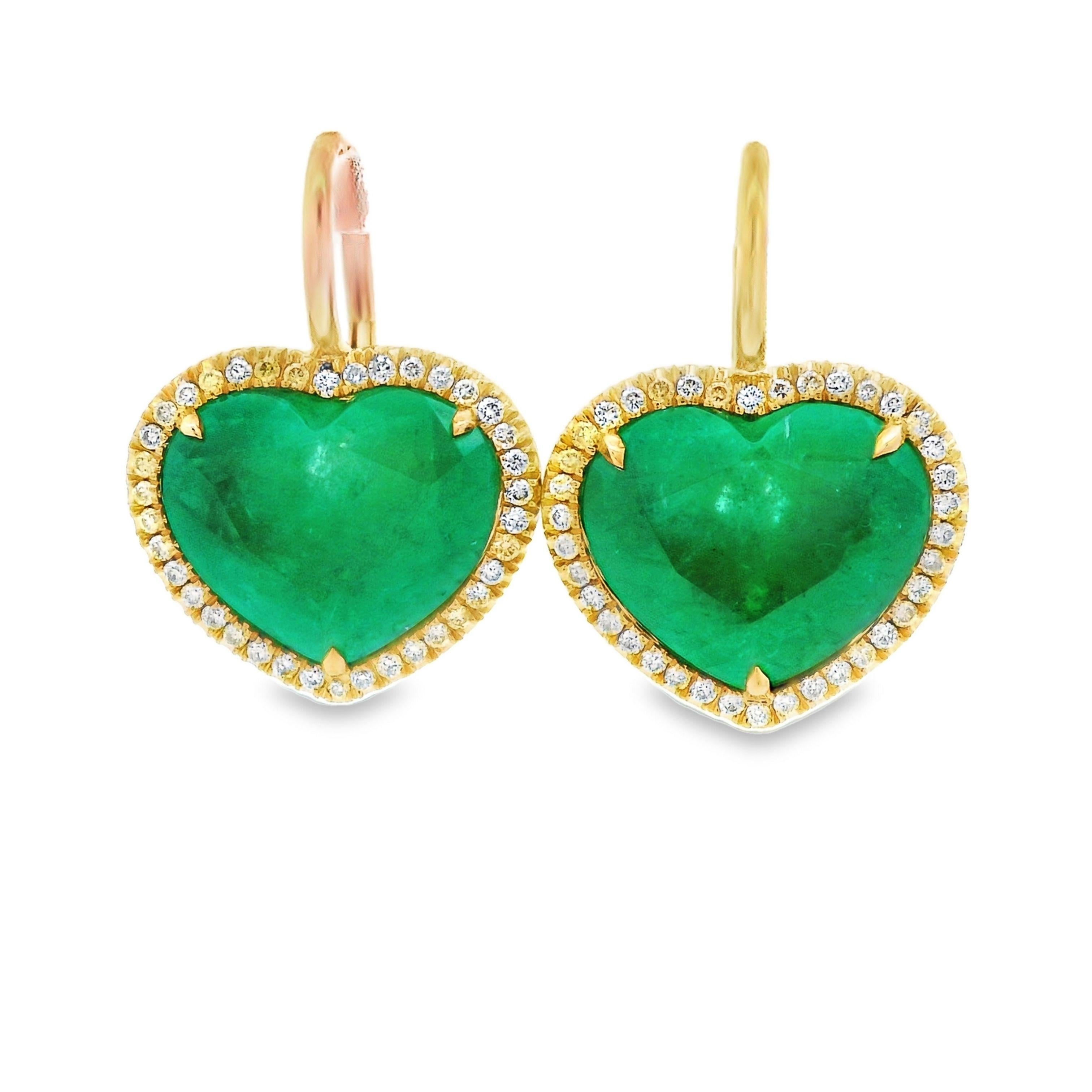 Superbes boucles d'oreilles composées d'émeraudes de Colombie et de diamants jaunes naturels, émeraudes de couleur électrique, certifiées GIA. Haute joaillerie par Alexander Beverly Hills.
Poids total des pierres précieuses : 11.95 carats.
2