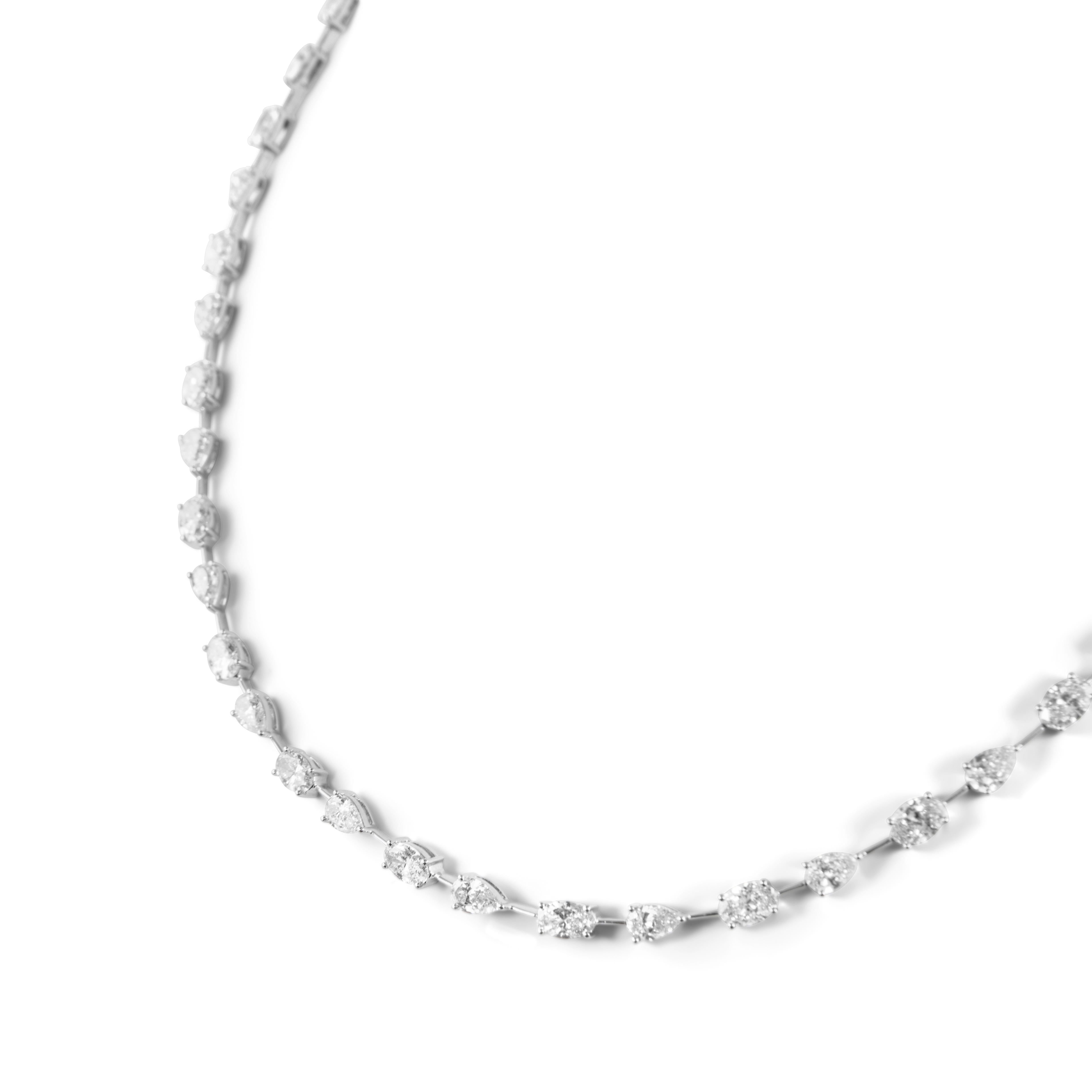 Contemporary Alexander Beverly Hills 13.92ct Oval & Pear Diamond Tennis Necklace 18k For Sale