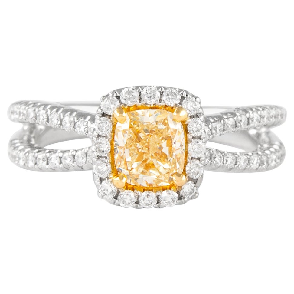 Alexander Beverly Hills 1,51 Karat Ausgefallener gelber VS2 Diamant mit Halo-Ring 18k