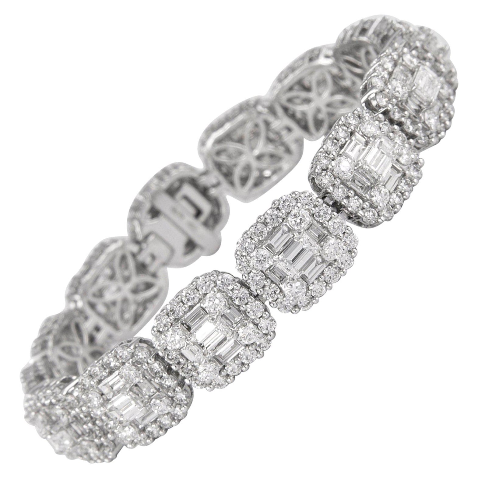 Alexander Beverly Hills Bracciale con diamanti incastonati da 15,40 carati in oro bianco 18 carati