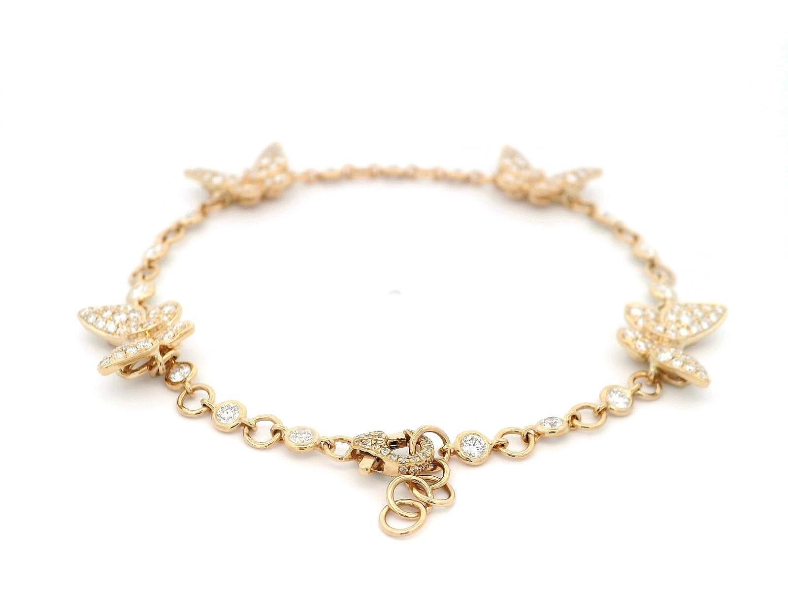 Beautiful petit butterfly bracelet, by Alexander Beverly Hills.
194 round diamonds, 1.63 carats total. Approximately F/G color and VS clarity. Prong set in 18k yellow gold, 7.71 grams, 6.75-7.25 inches.
Accommodated with an up-to-date digital