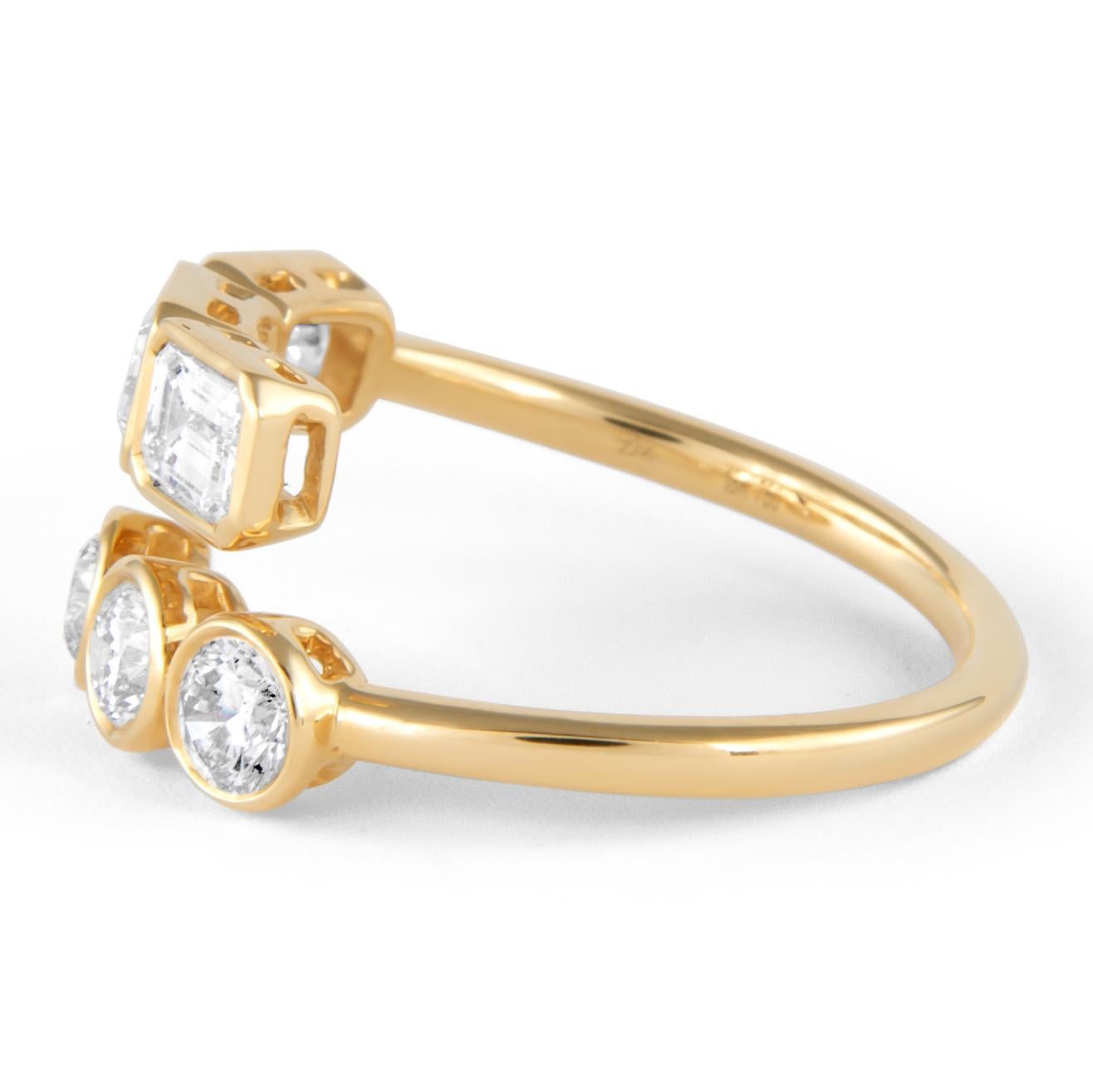Moderne Alexander Beverly Hills 1.68ct Emerald Cut Diamond Bypass Ring 18k Yellow Gold en vente