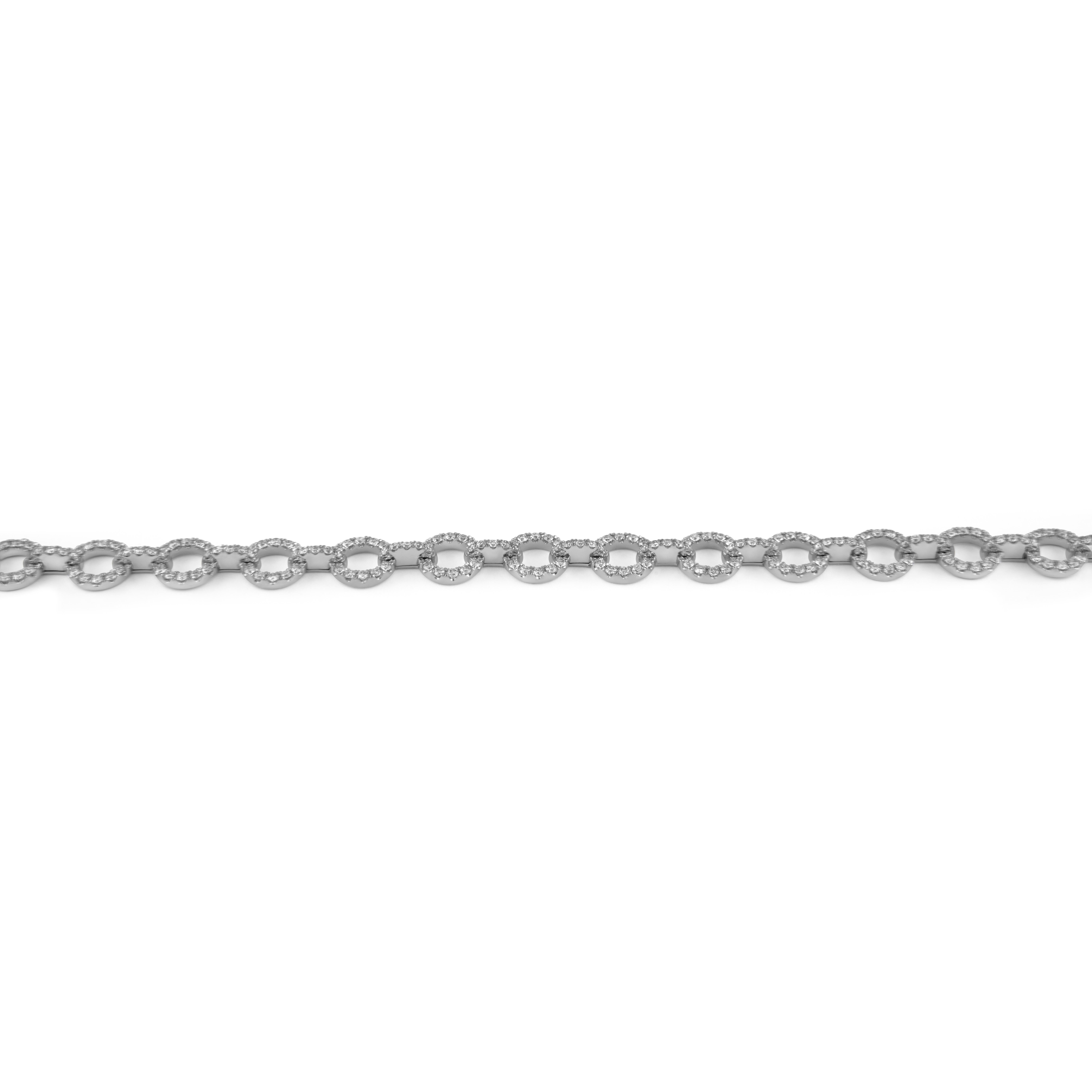 Contemporain Alexander Beverly Hills Bracelet à maillons O en or blanc 18 carats avec 1,72 diamant en vente