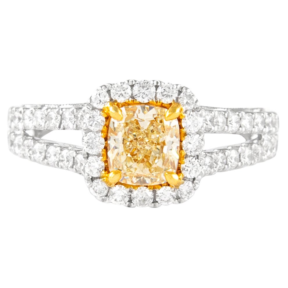 Alexander Beverly Hills 1,74ctt Cuscino di diamanti gialli con anello aureola 18k