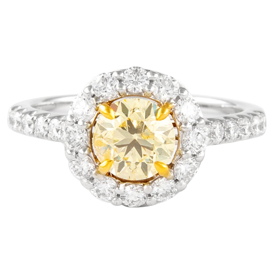Alexander Beverly Hills 1,76ctt Fancy Yellow Cushion Diamond con anello aureola 18k
