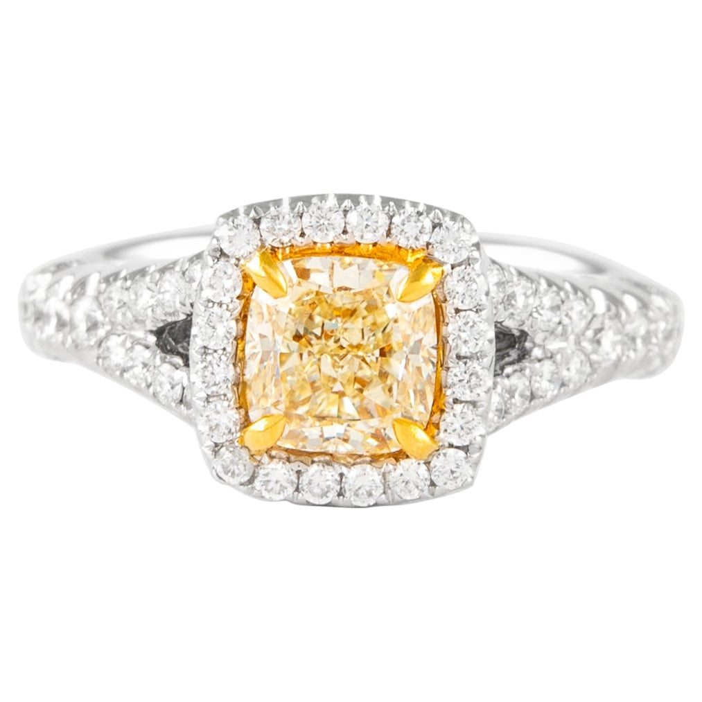 Alexander Beverly Hills 1,76ctt Fancy Yellow VVS2 Cushion Diamond Halo Ring 18k