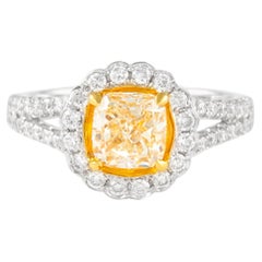 Alexander Beverly Hills 1.93ctt Fancy Light Yellow Cushion VVS2 Diamond Ring 18k