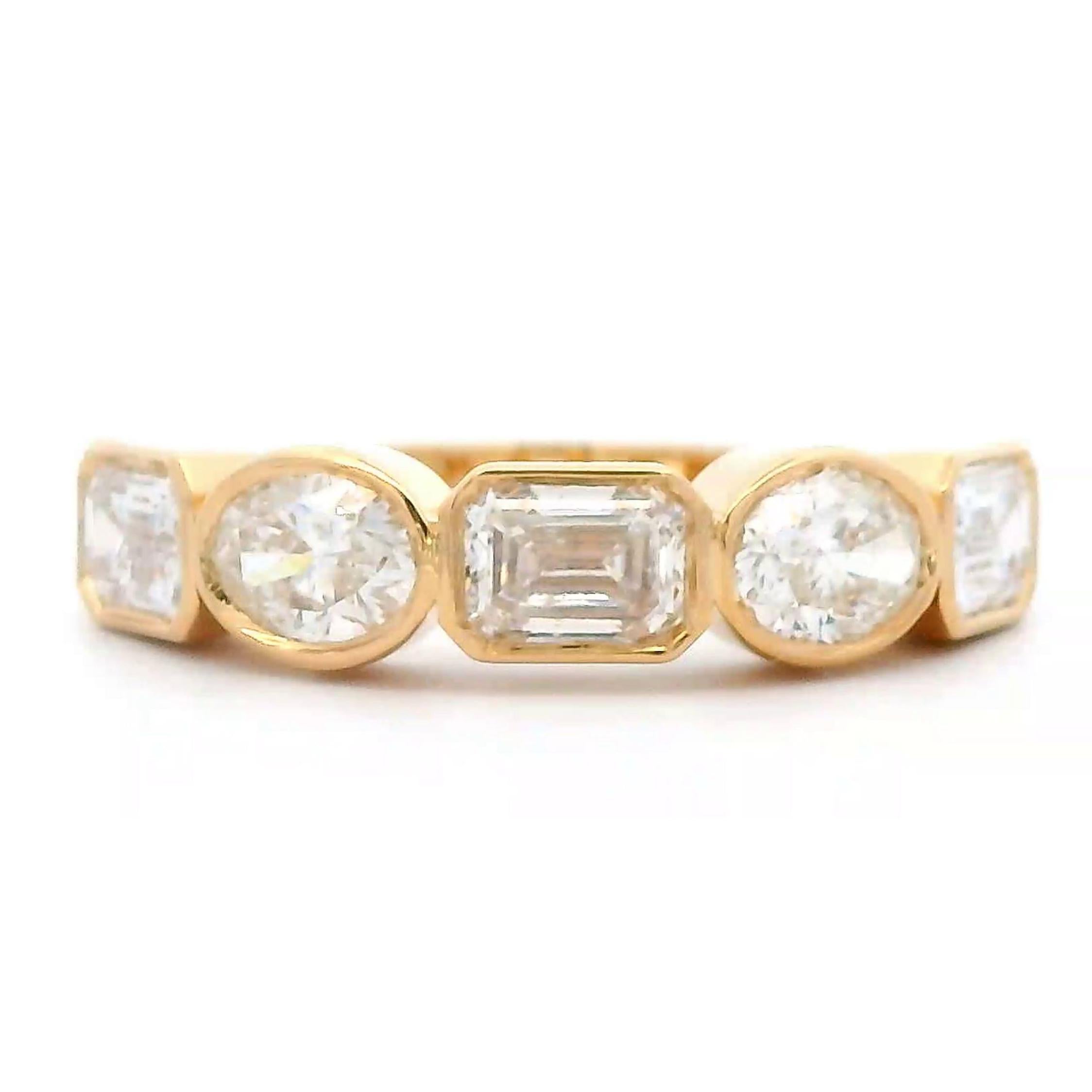 Contemporary Alexander Beverly Hills 1.98ct Oval Diamond Half Eternity Band 18k Yellow Gold