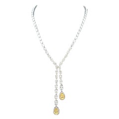 Alexander Beverly Hills 19ct Fancy Yellow & Pear Diamond Collana a goccia in oro 18k