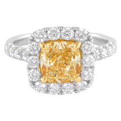 Alexander Beverly Hills 2.11ct Cushion Fancy Yellow Diamond Ring 18k Two Tone (bague à deux tons)