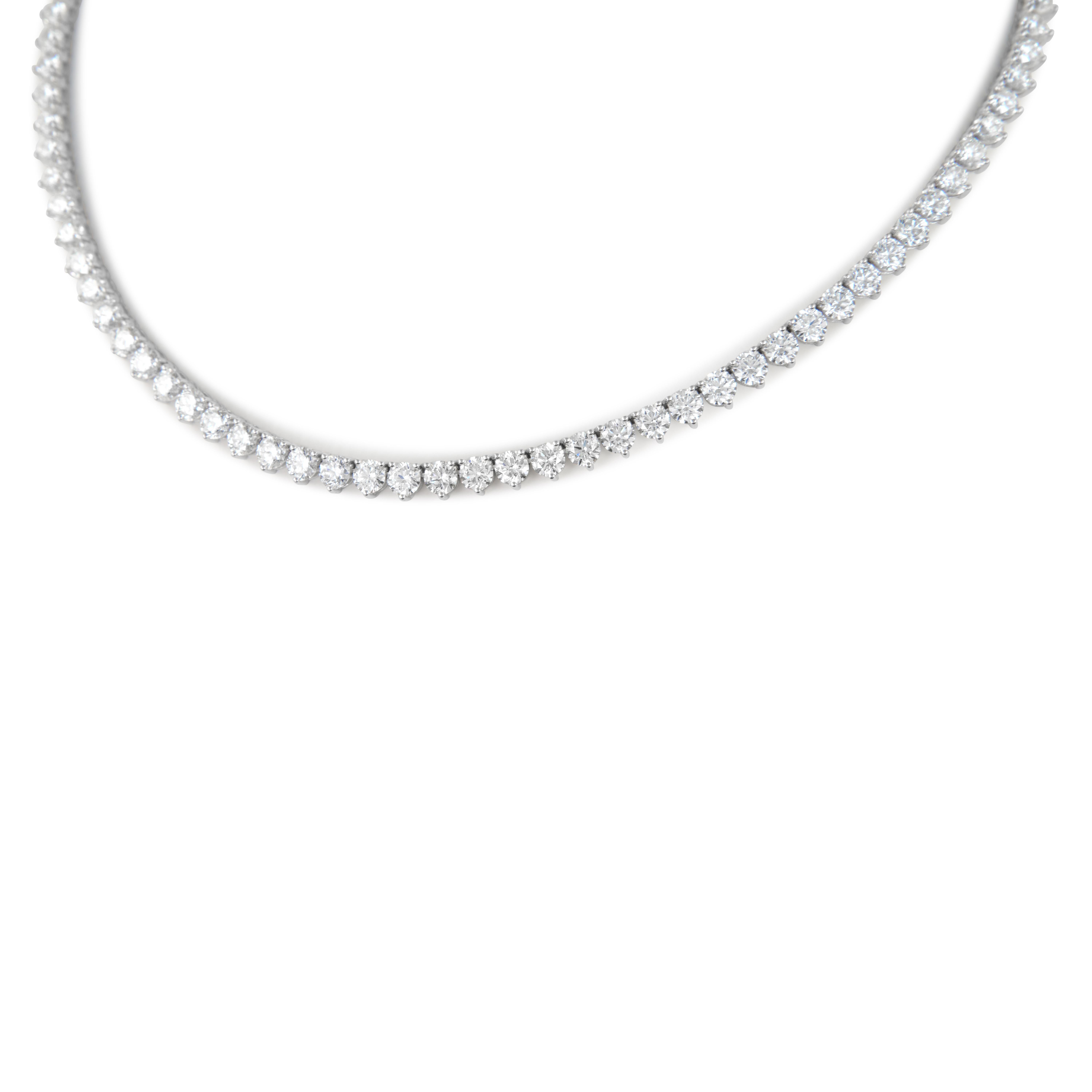 Alexander Beverly Hills Collar de tenis de tres puntas con diamantes de 23,31 ct 18k Corte redondo en venta