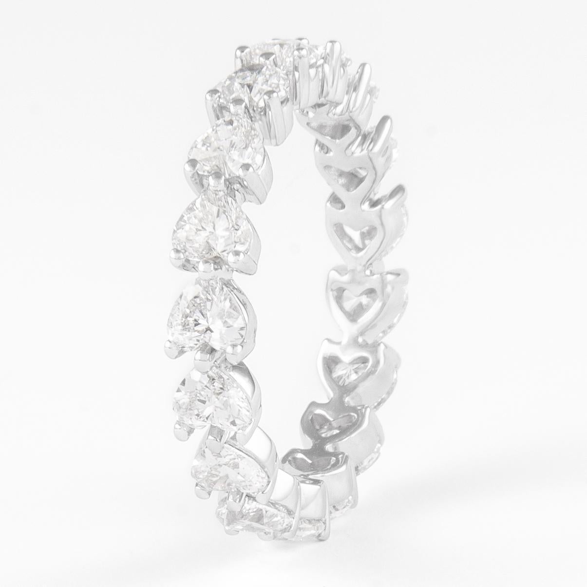 Contemporary Alexander Beverly Hills 2.44ct Heart Diamond D/E VVS Eternity Band Platinum For Sale