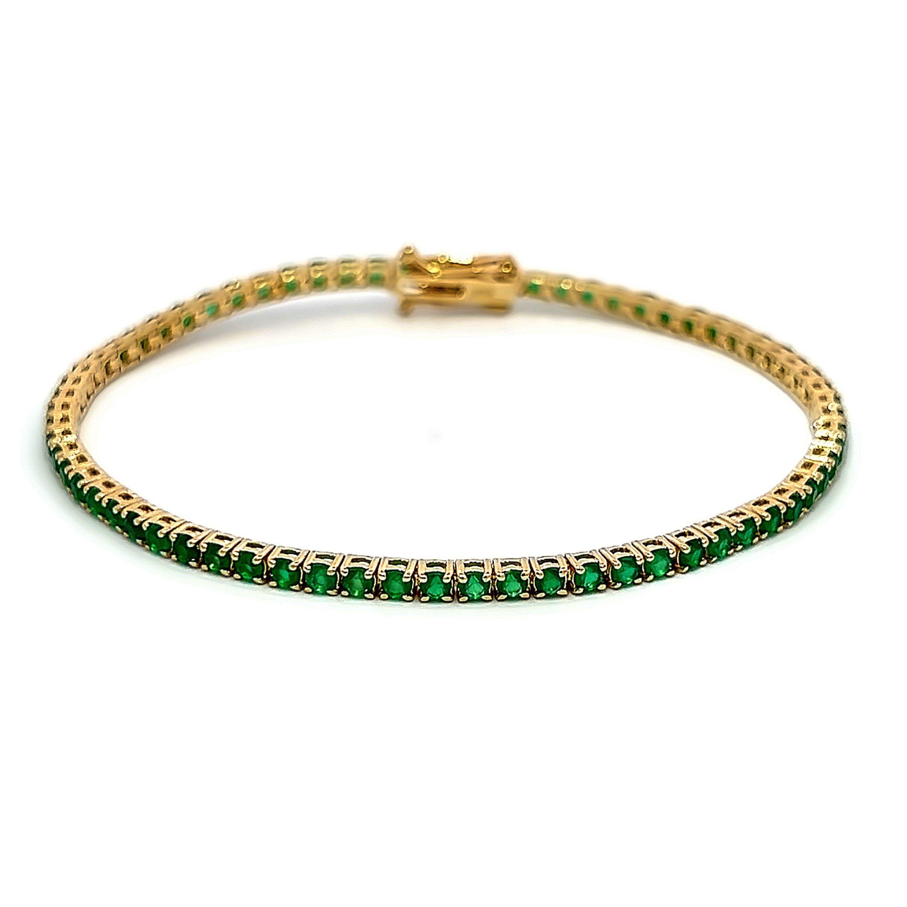 Contemporary Alexander Beverly Hills 2.45ct Green Tsavorite Tennis Bracelet 18k Yellow Gold