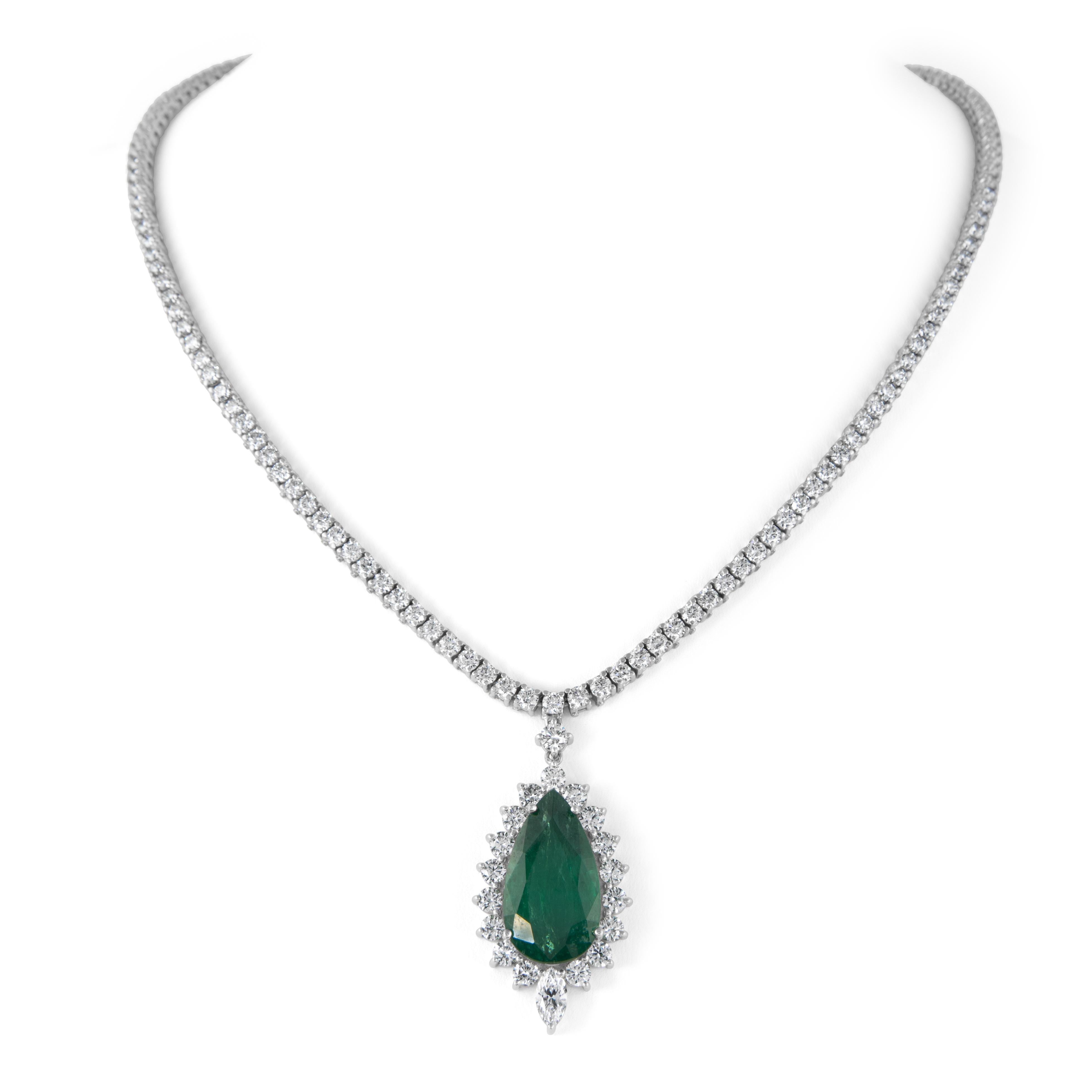 Pear Cut Alexander Beverly Hills 28.11ctt Emerald & Diamond Tennis Necklace 18k For Sale