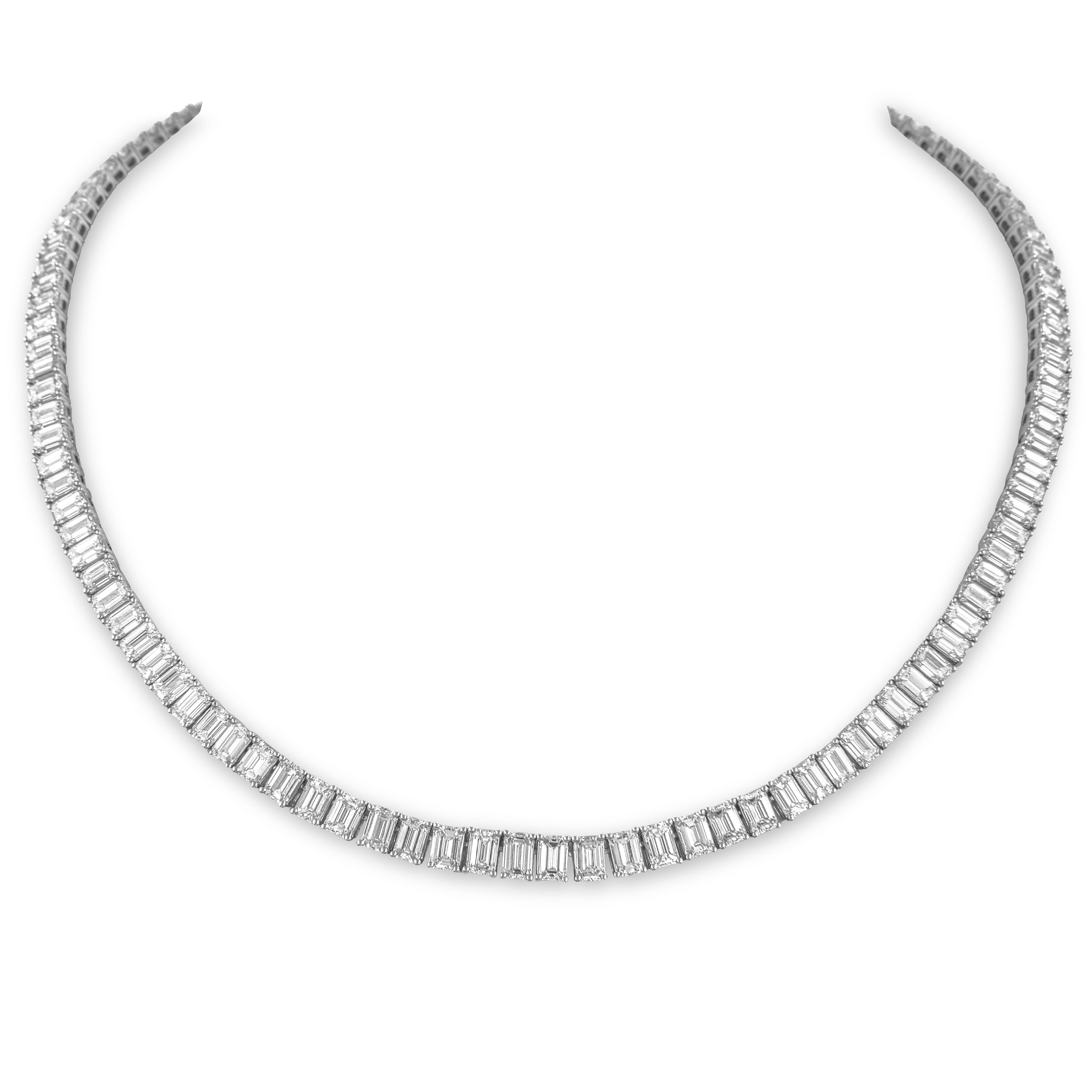 Taglio smeraldo Alexander Beverly Hills 29,07ct Emerald Cut Diamond Tennis Necklace 18k 16in in vendita