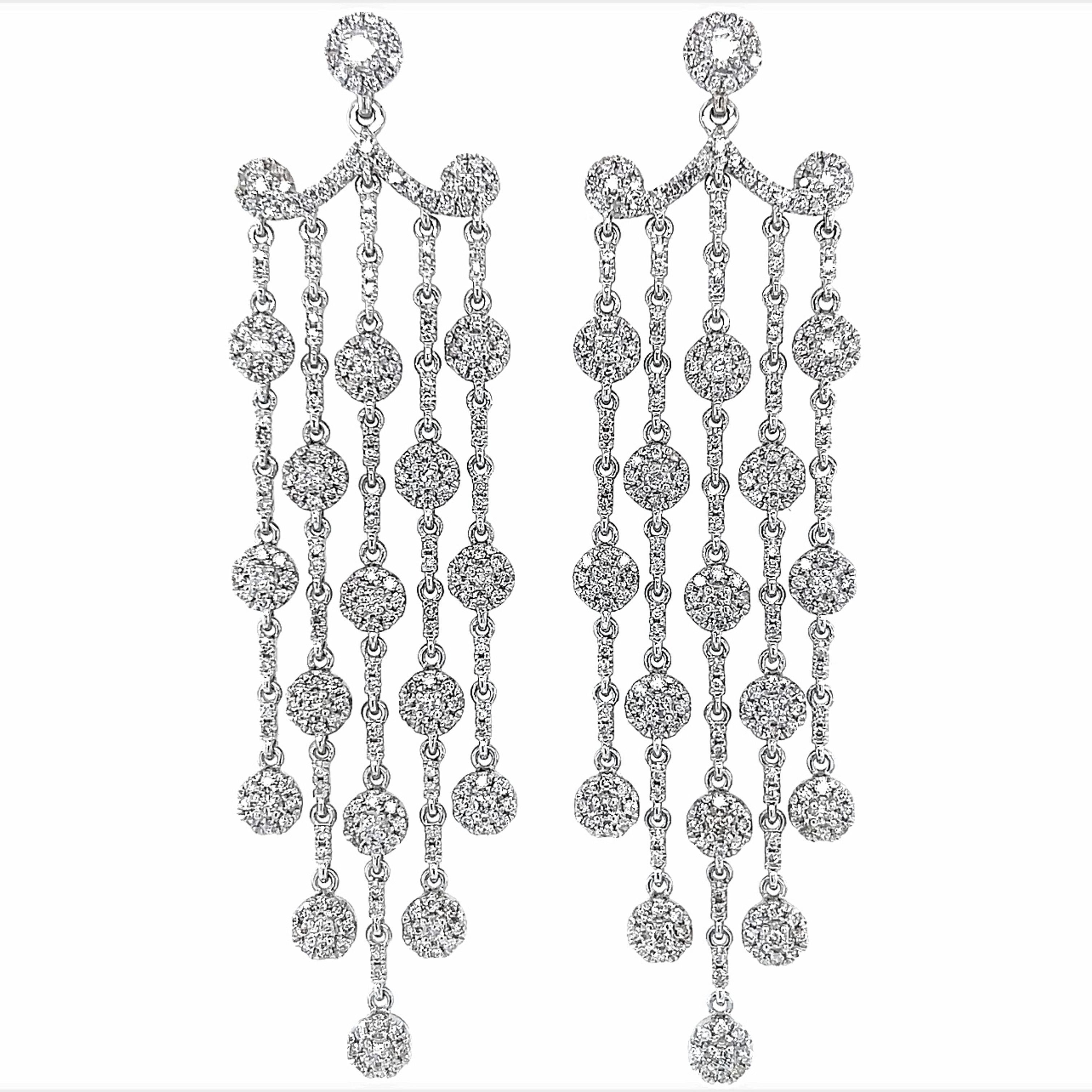 Taglio rotondo Alexander Beverly Hills Orecchini a lampadario con diamanti da 2,93 carati in oro bianco 18 carati in vendita