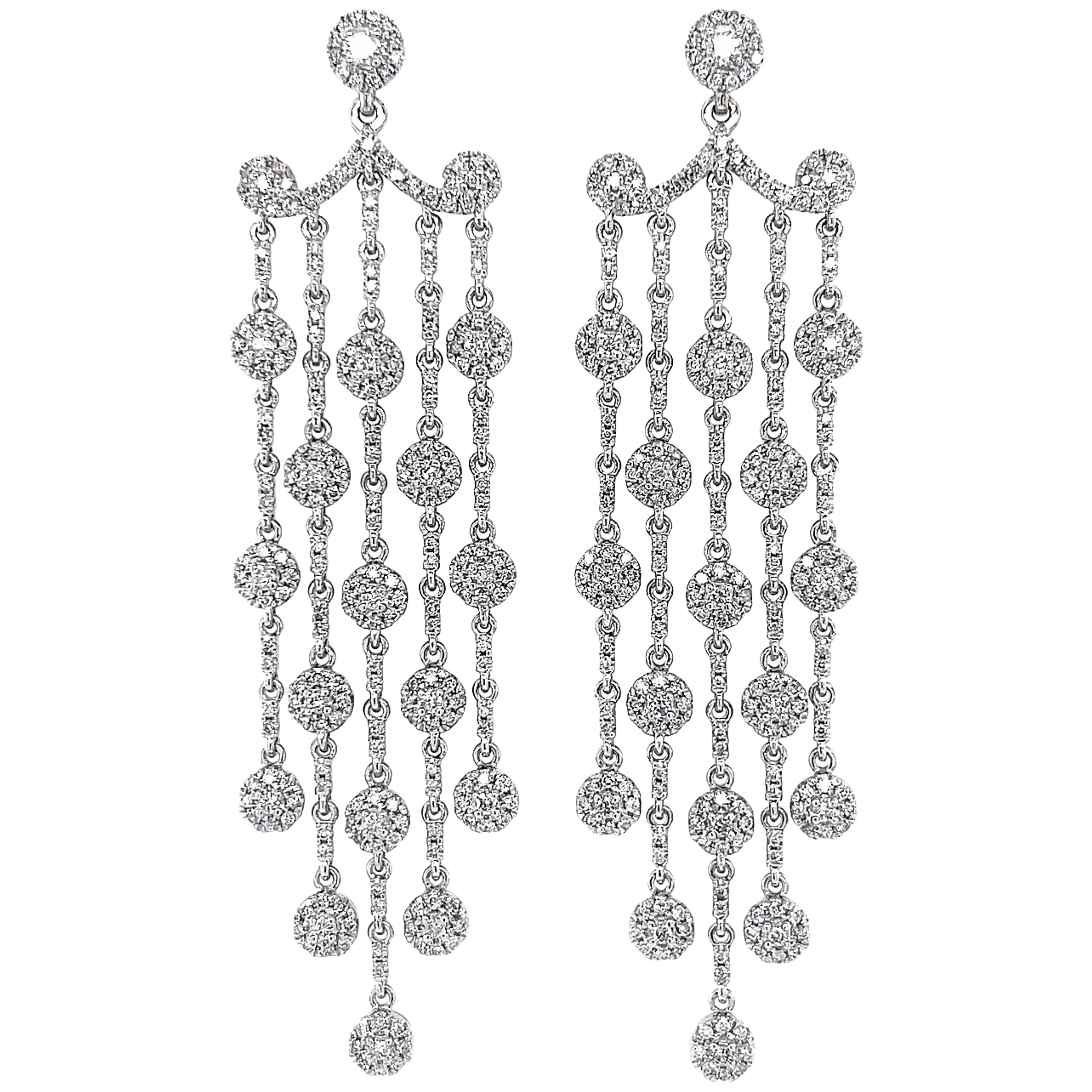 Alexander Beverly Hills, boucles d'oreilles chandelier en or blanc 18 carats et diamants 2,93 carats