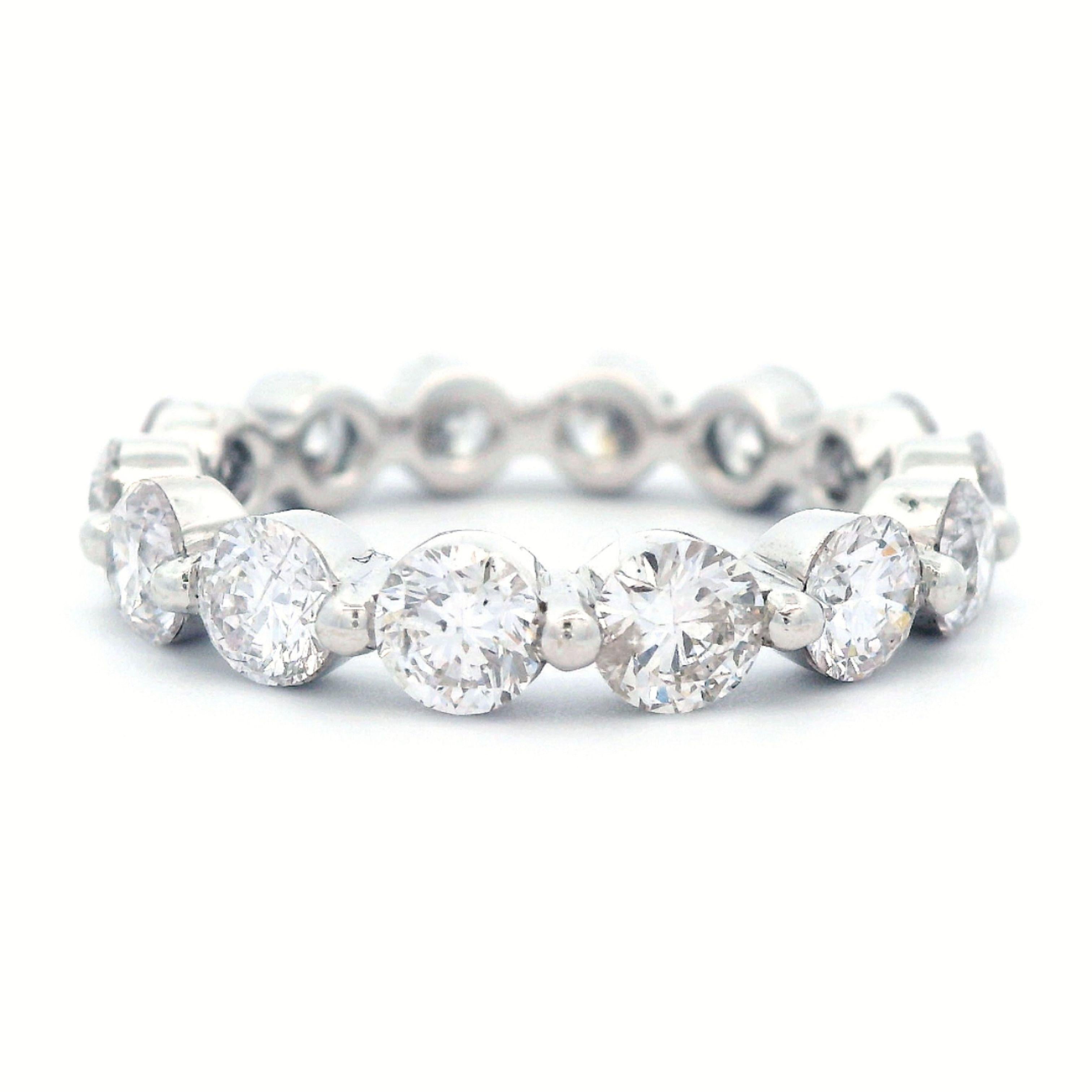 Contemporary Alexander Beverly Hills 3.34ct Round Eternity Band 18k White Gold s.6.50 For Sale