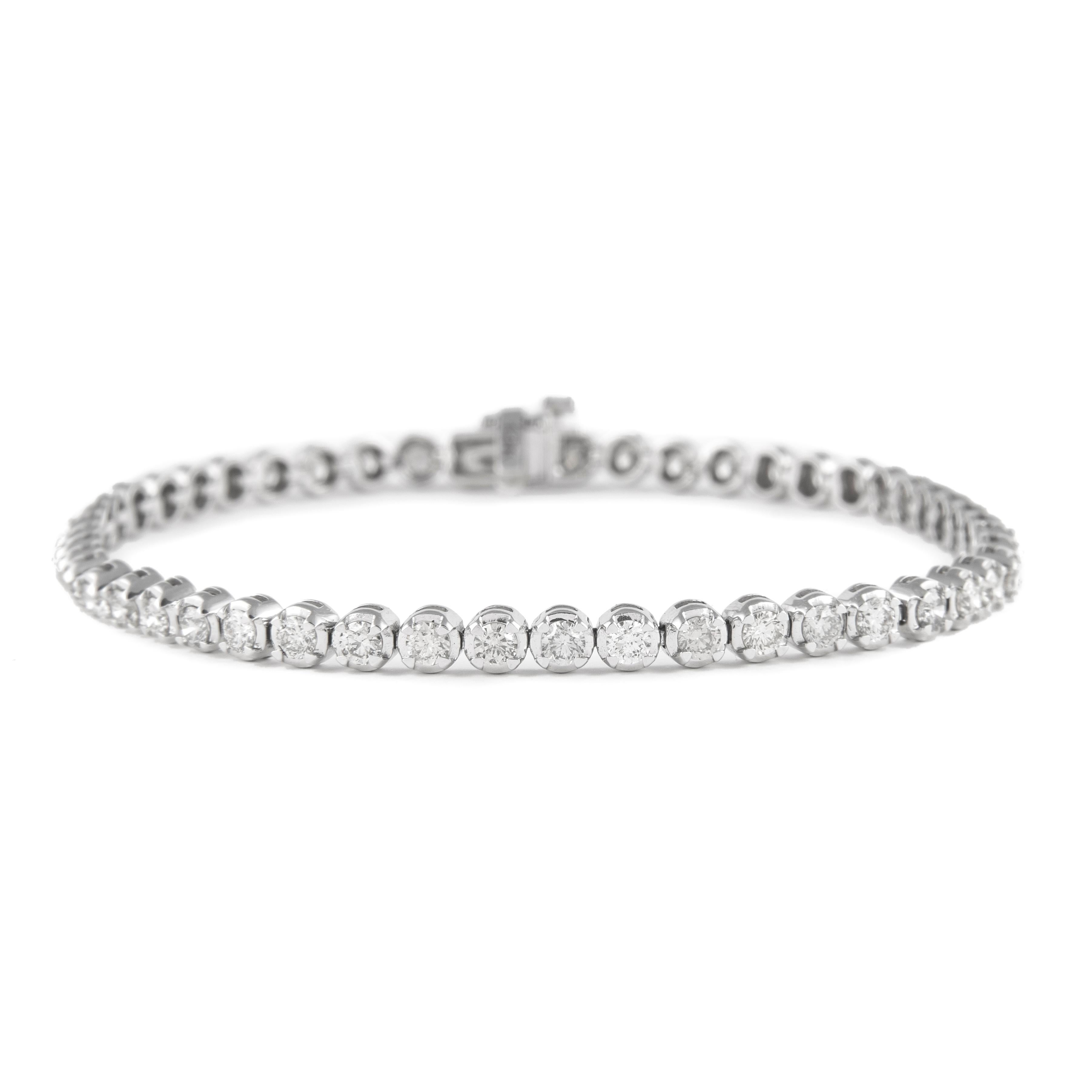 Taille ronde Alexander Beverly Hills Bracelet tennis en or blanc 14 carats avec diamants de 3,35 carats en vente