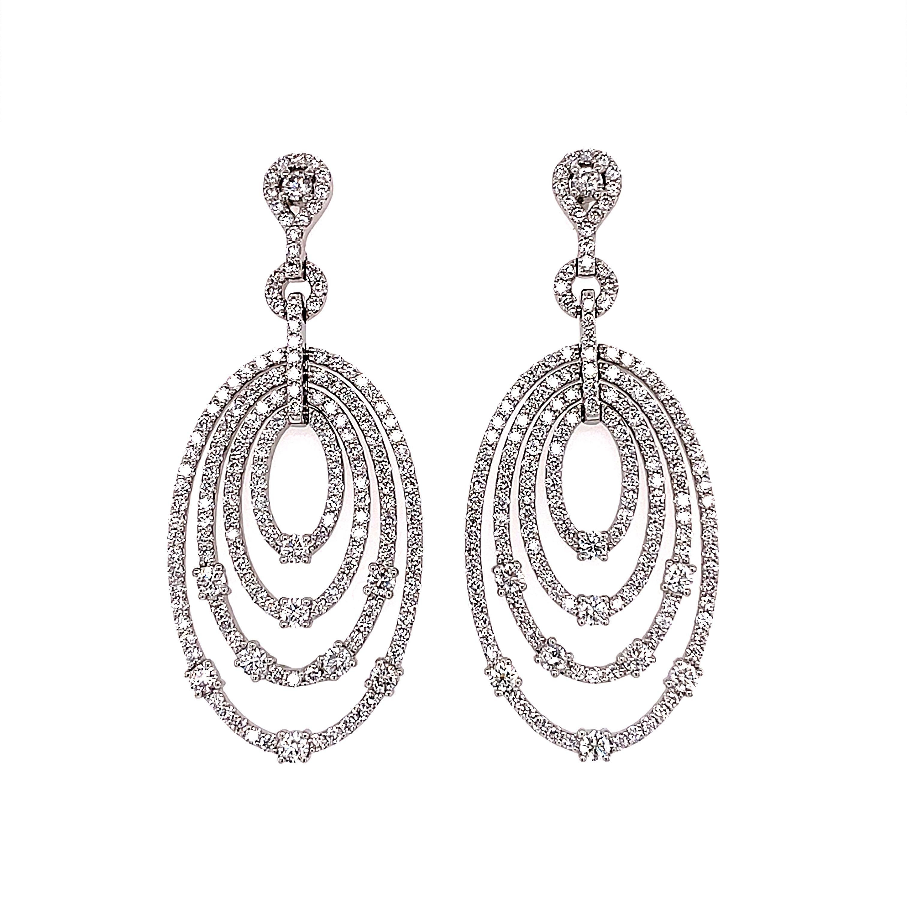 Contemporary Alexander Beverly Hills 3.71ct Diamond Chandelier Rain Drop Earrings White Gold For Sale