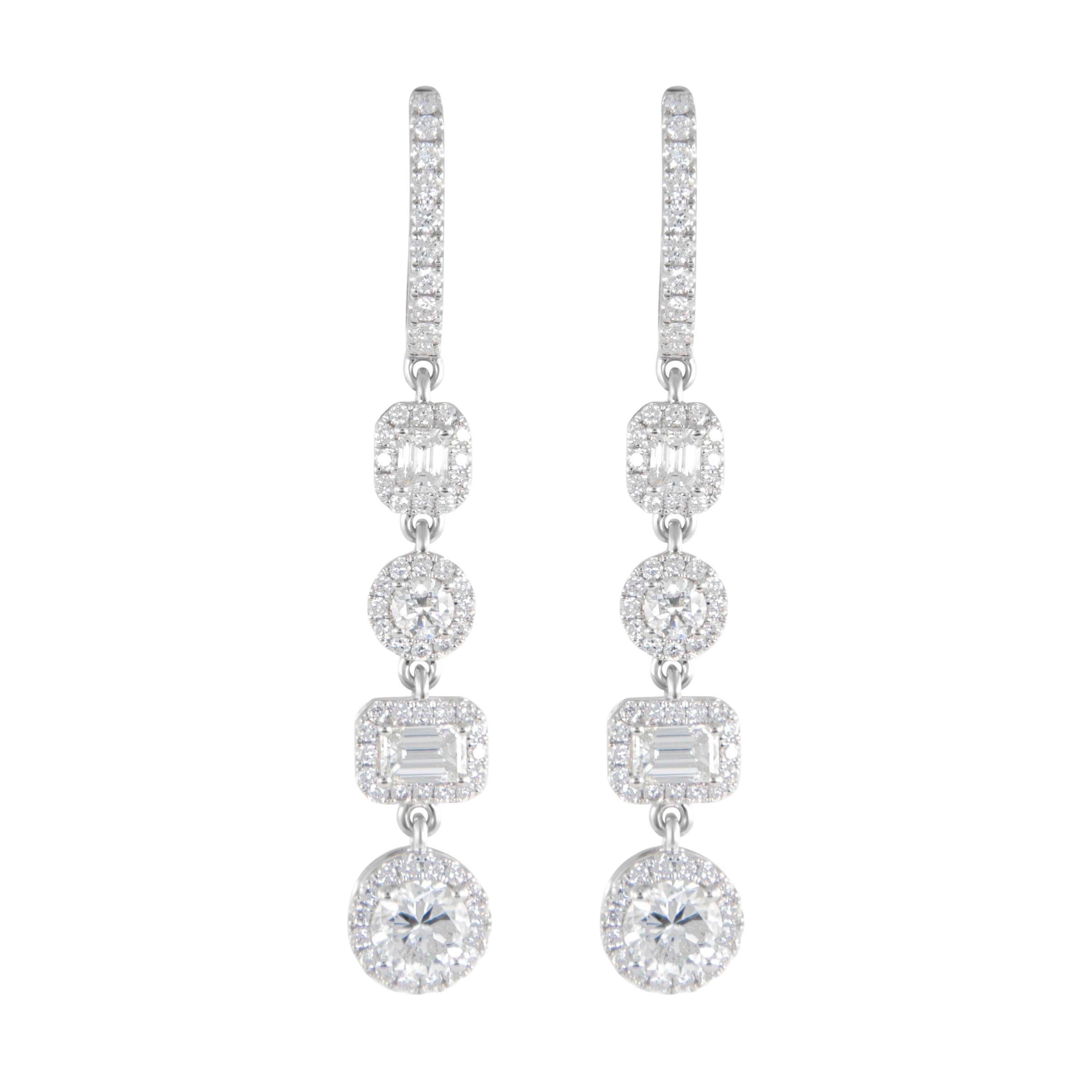 Contemporain Alexander Beverly Hills Pendants d'oreilles 3.90ctt Multi Diamond Gold 18k White Gold en vente