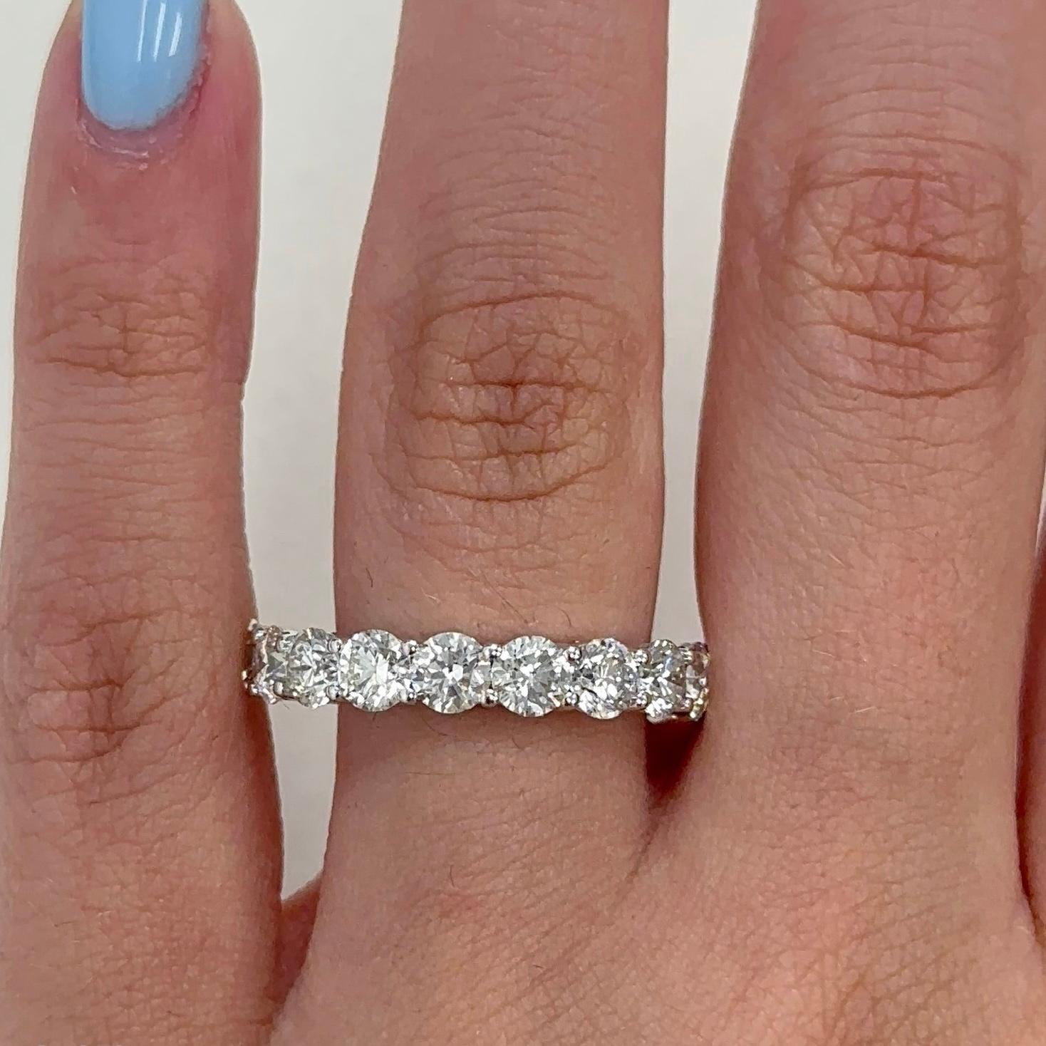 Round Cut Alexander Beverly Hills 4.23ct Eternity Band 18k White Gold s.6.50 For Sale