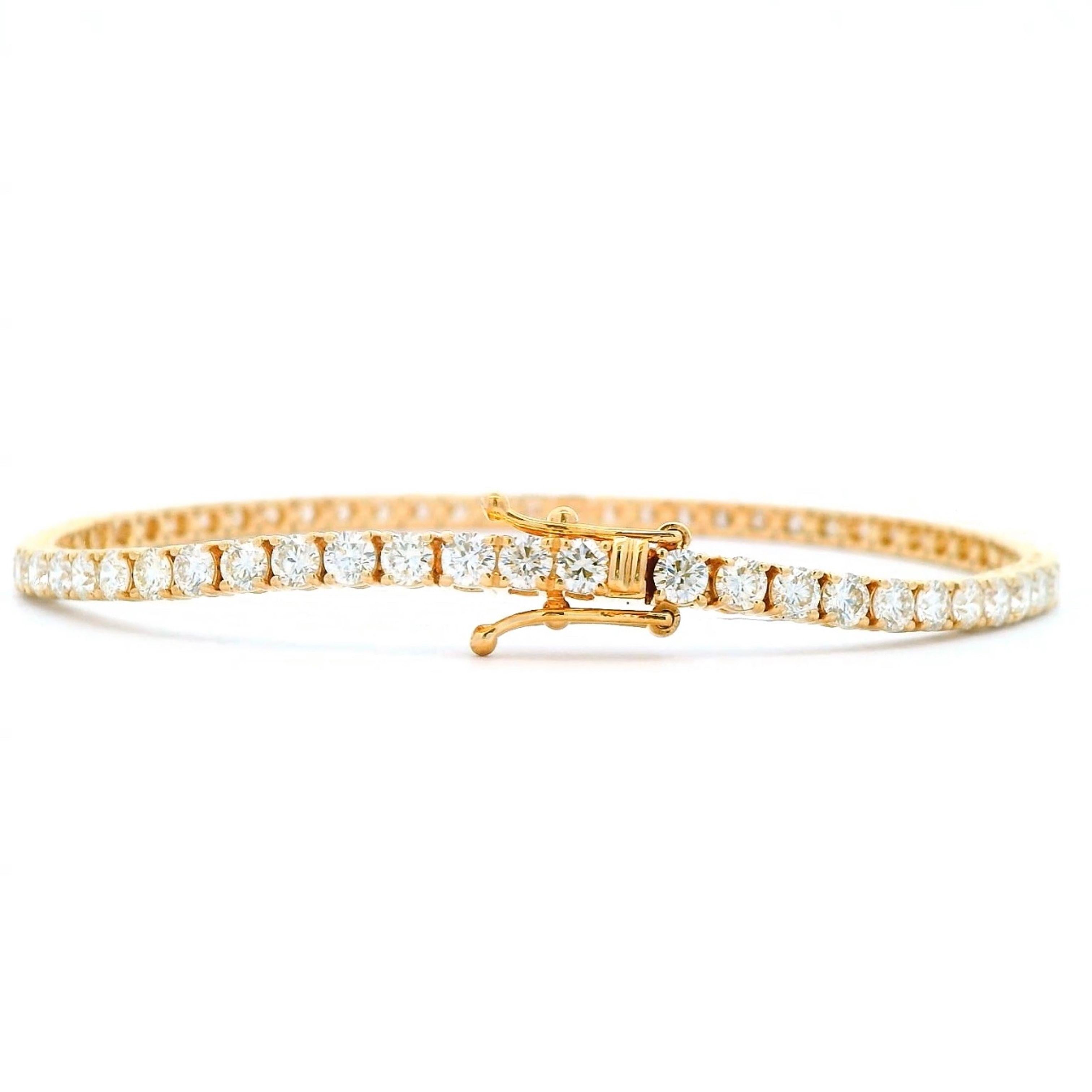 Contemporary Alexander Beverly Hills 5.01ct Diamond Tennis Bracelet 18k Yellow Gold For Sale