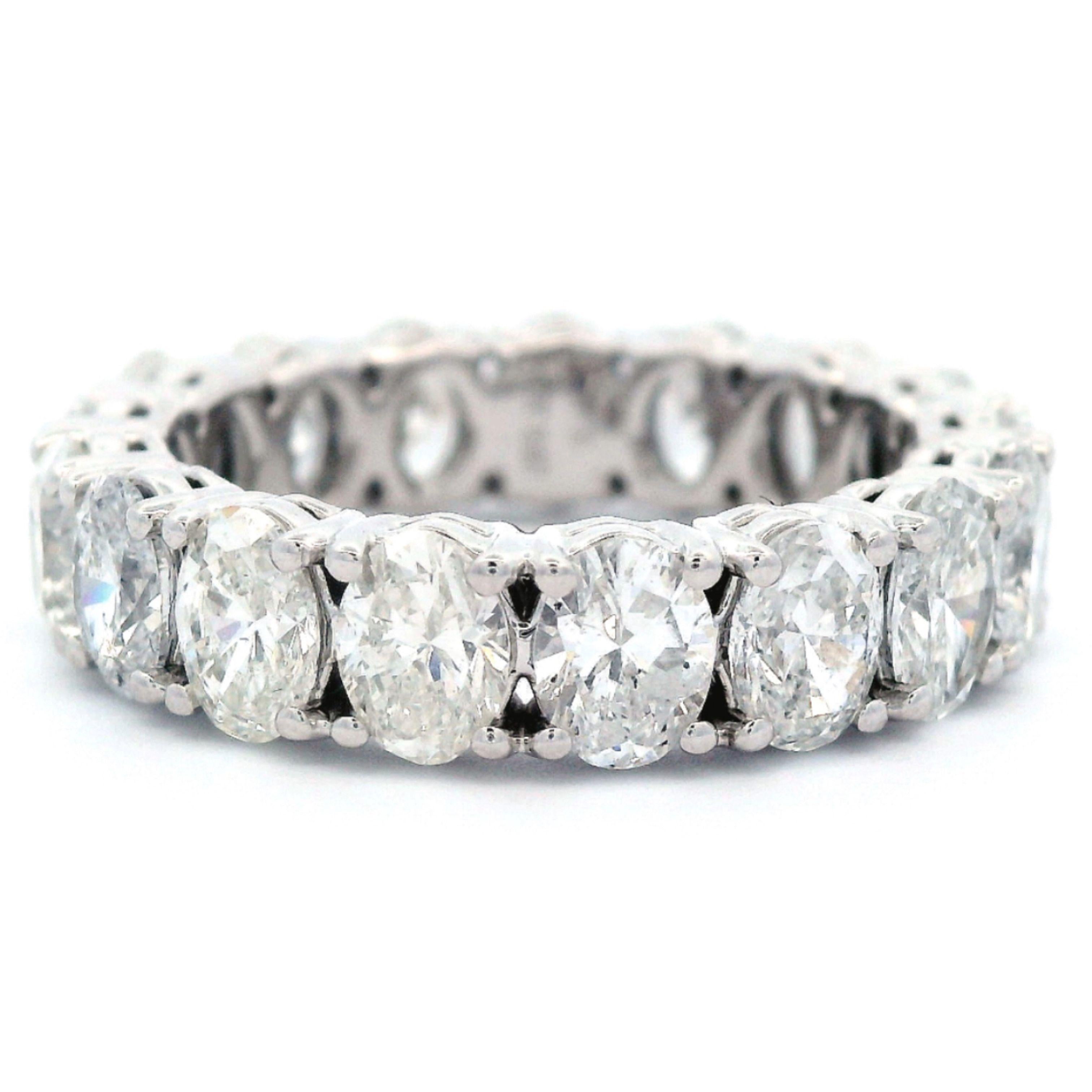 Contemporary Alexander Beverly Hills 5.13ct Oval Cut Diamond Eternity Band 18k White Gold 6.5 For Sale