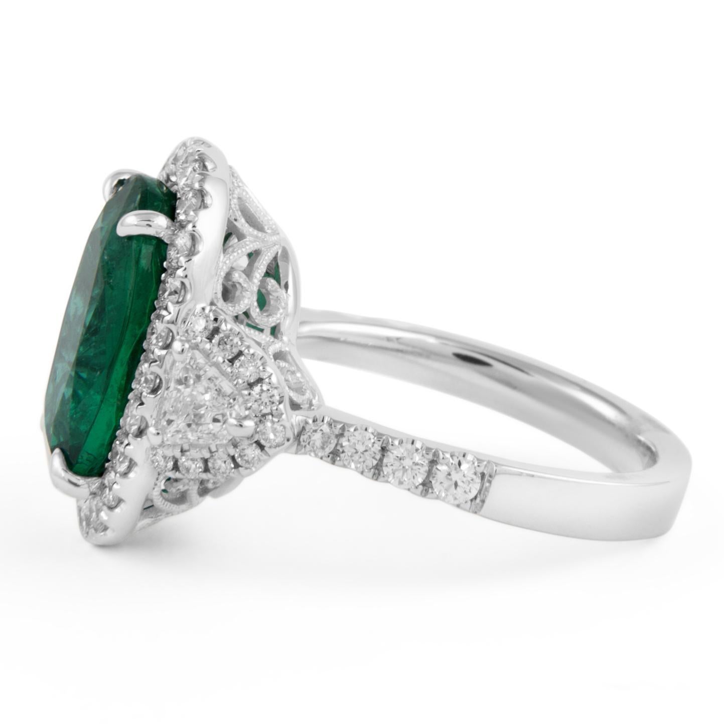Alexander Beverly Hills GIA 5.30ct Emerald & Diamond 3-Stone Ring 18k White Gold In New Condition For Sale In BEVERLY HILLS, CA