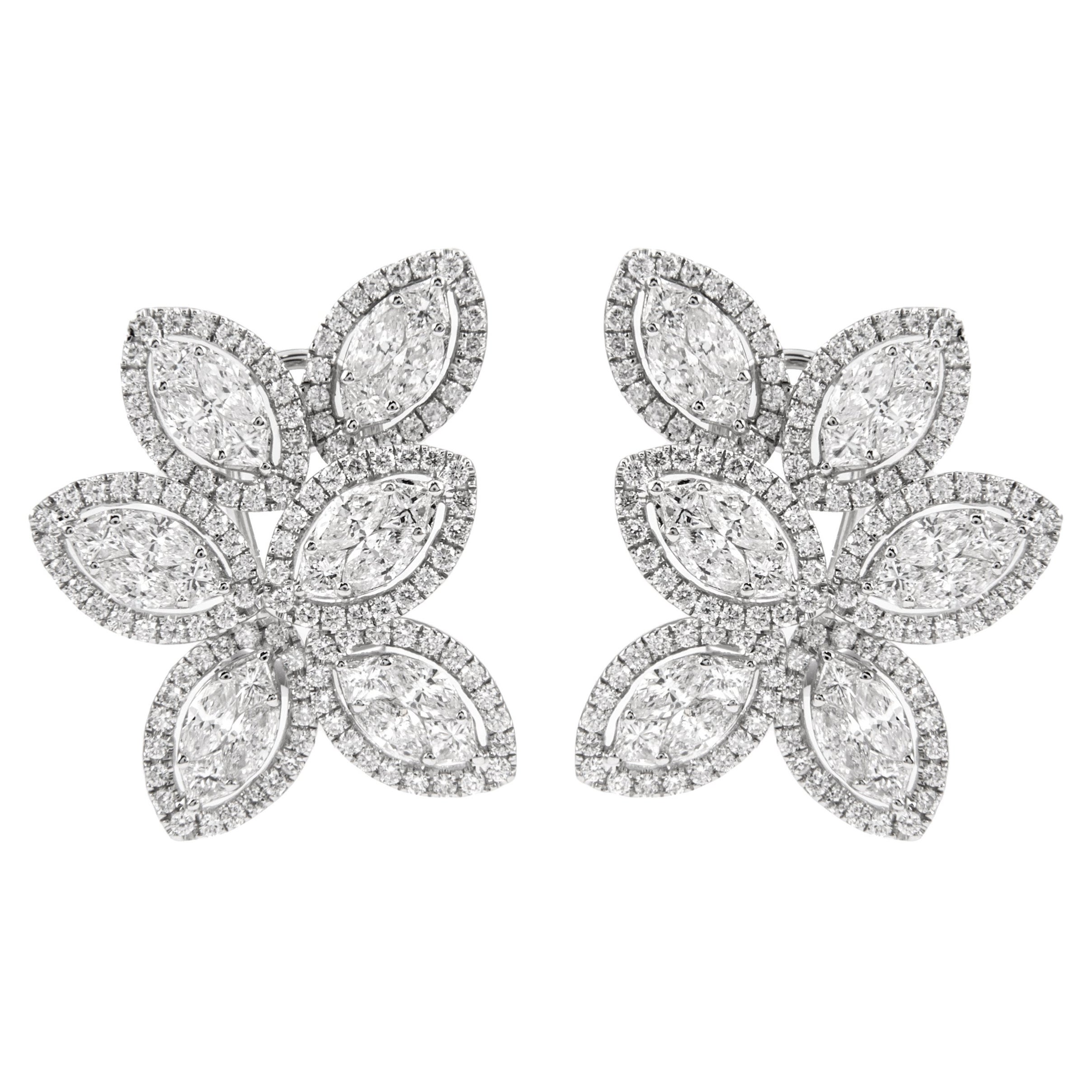 Alexander Beverly Hills 5.53ct Illusion Set Cluster Diamond Earrings 18k For Sale
