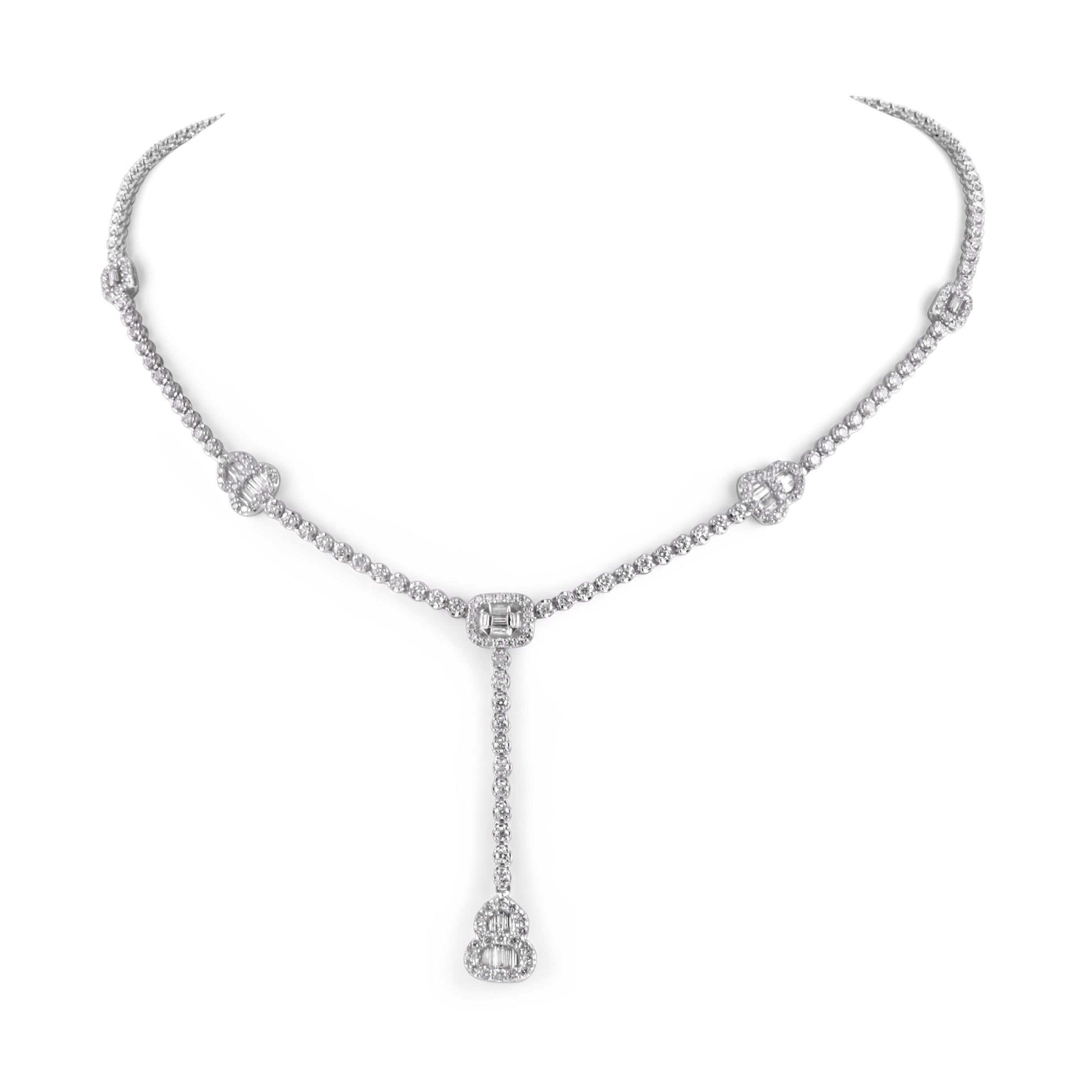 Taglio rotondo Alexander Beverly Hills 6,02ct Collana con diamanti incastonati a illusione in oro bianco 18k in vendita