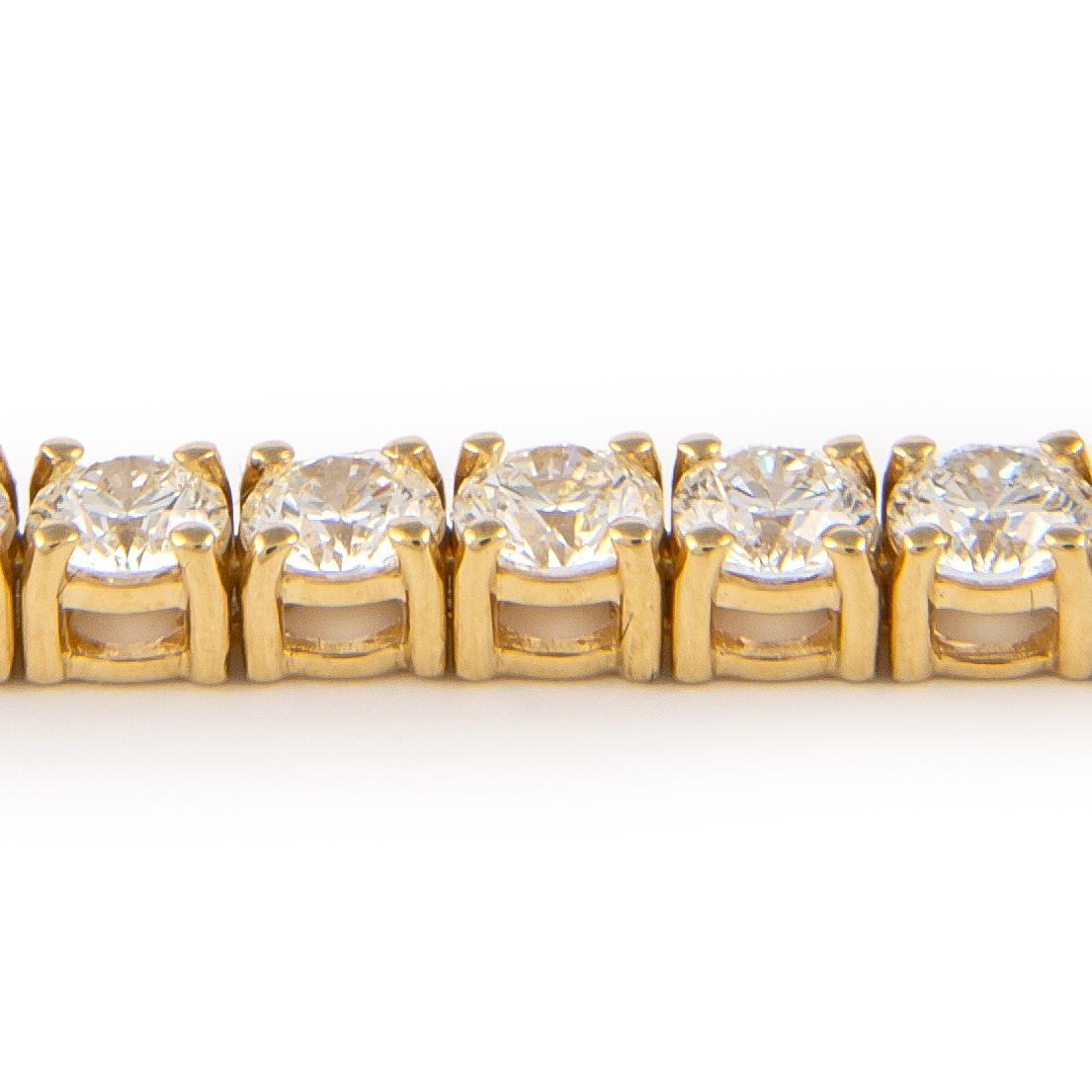 Contemporary Alexander Beverly Hills 6.14ct Diamond Tennis Bracelet Yellow Gold For Sale