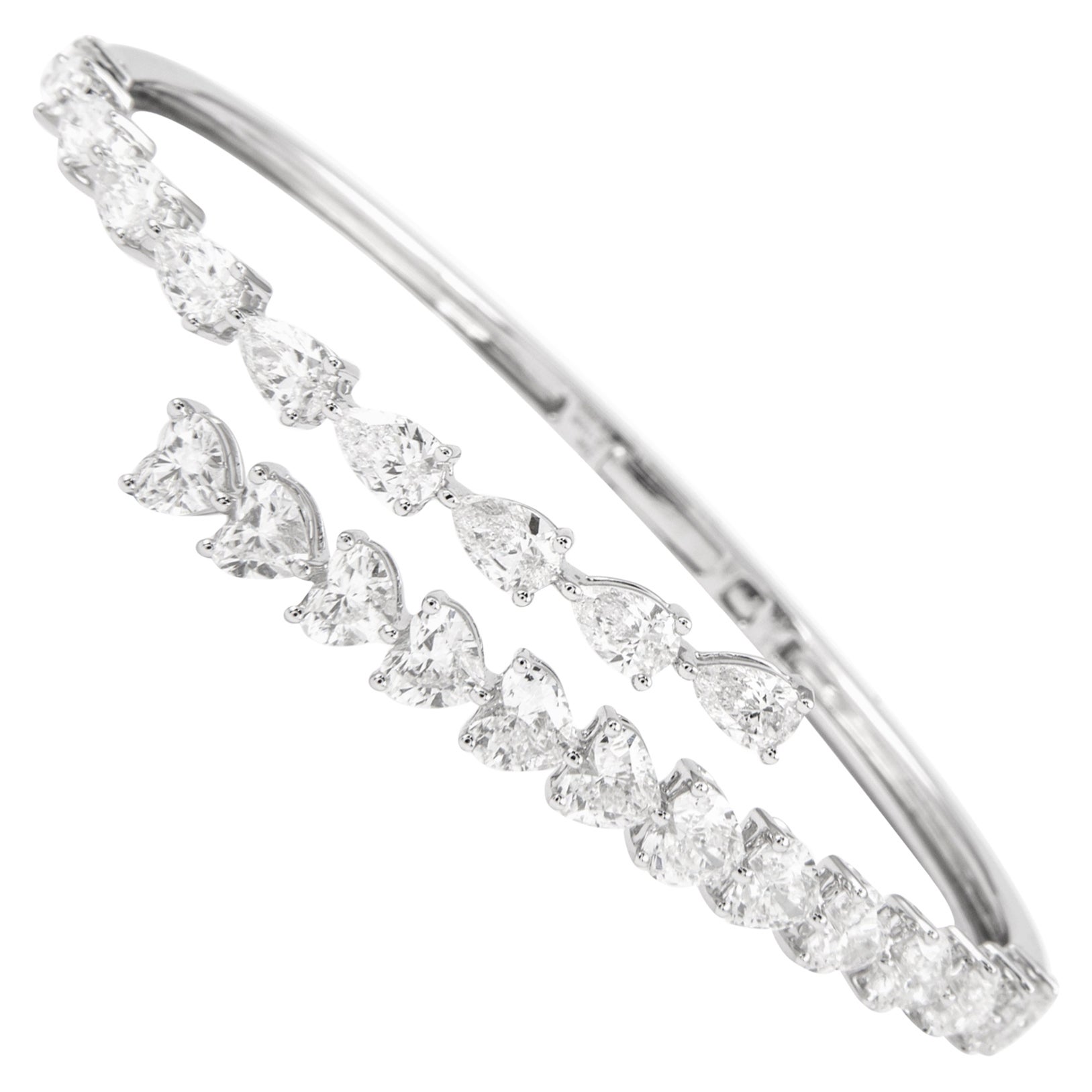 Alexander Beverly Hills 6.52ct Heart & Pear Shape Diamond Bangle Bracelet 18k