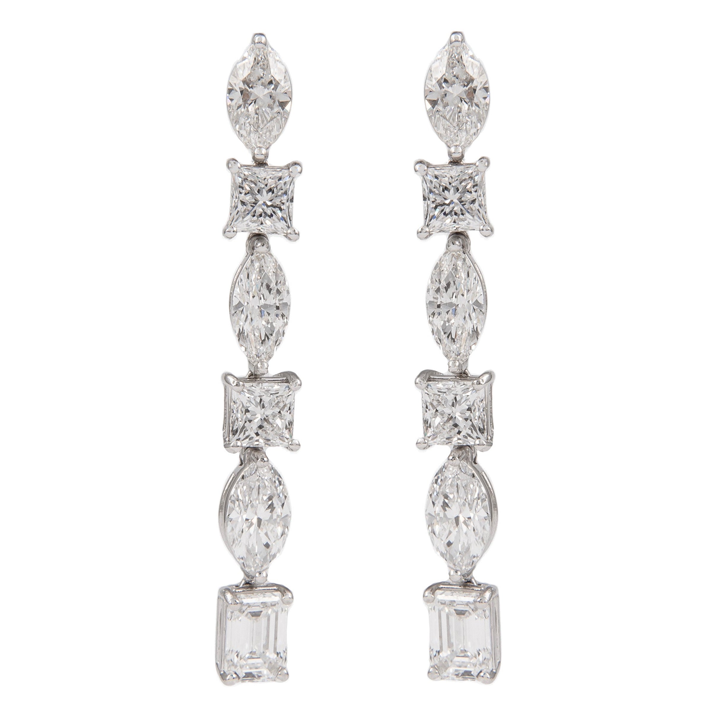 Alexander Beverly Hills Boucles d'oreilles pendantes en or blanc 18k, 6,52ctt Multi Diamond
