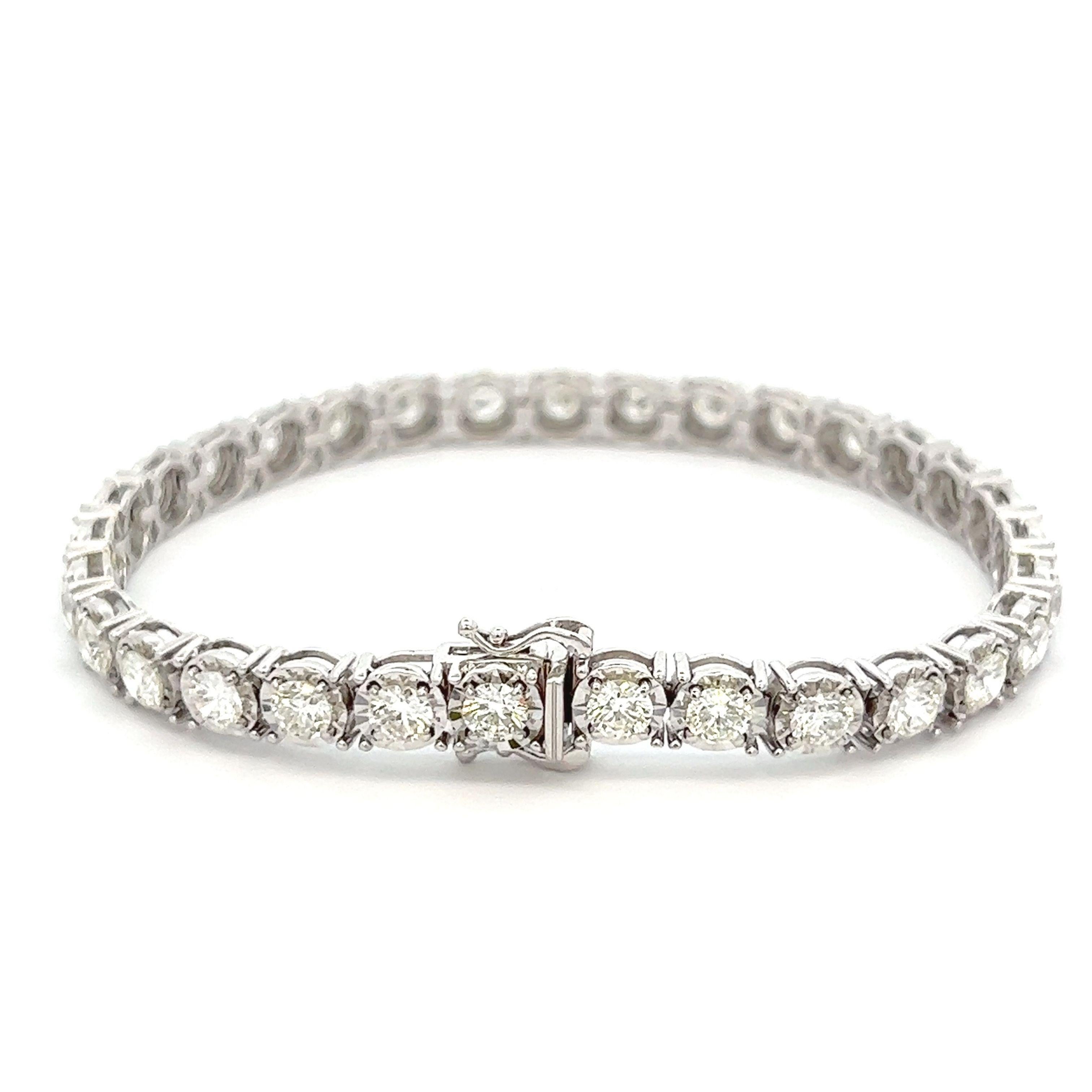 Modern Alexander Beverly Hills 6.84ct Diamond Tennis Bracelet 18 Karat White Gold For Sale