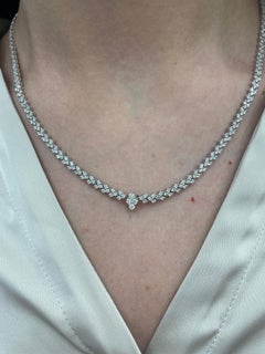 Alexander Beverly Hills 7,19ct Collana di diamanti con chiusura a scatto in oro bianco 18k