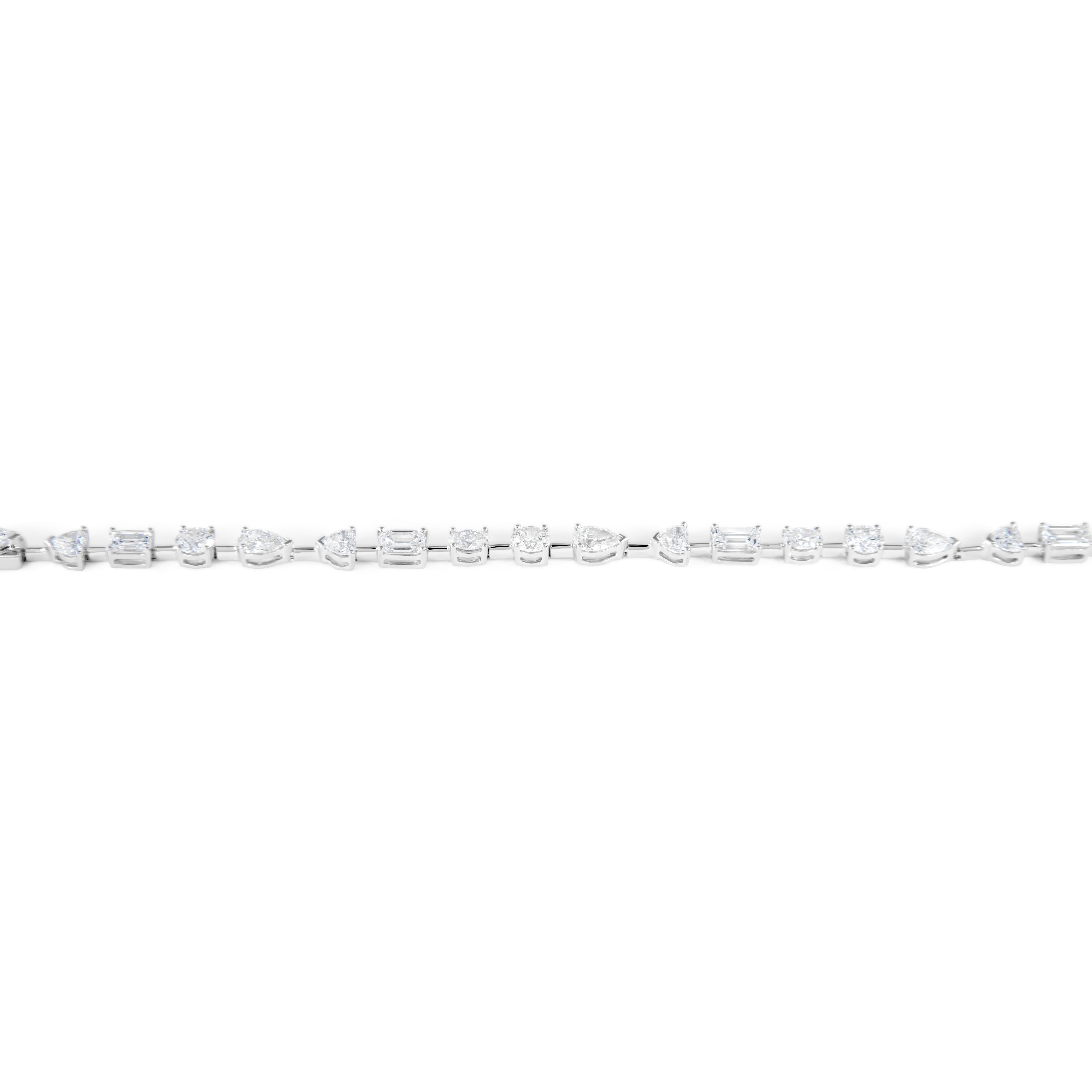 Taille émeraude Alexander Beverly Hills Bracelet multi diamant de 7,21ct en or blanc 18k en vente