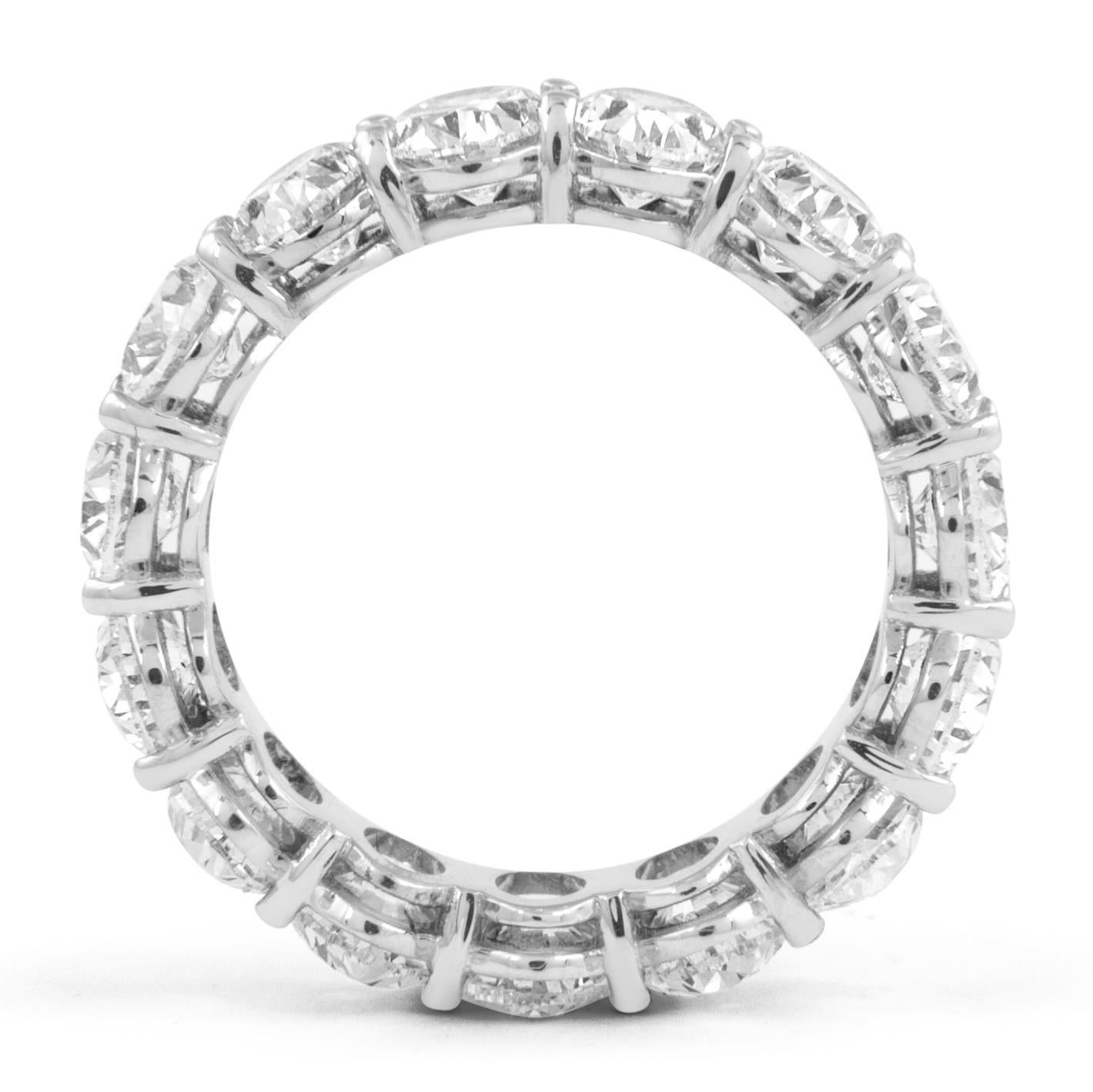 Alexander Beverly Hills Anillo de eternidad de diamantes talla oval de 7,34 ct Oro blanco de 18 k 6,5 Corte oval en venta