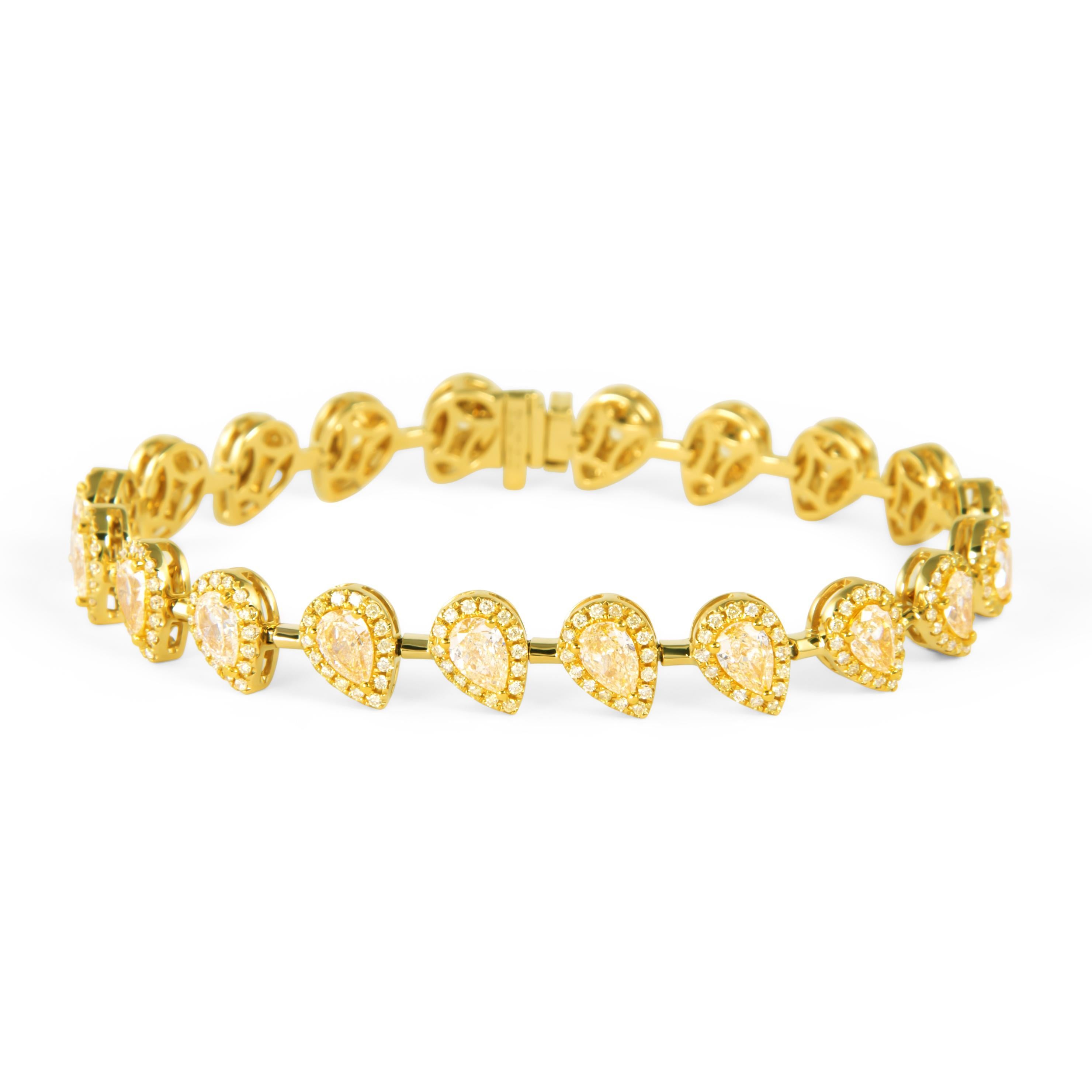 Alexander Beverly Hills Pulsera de diamantes amarillos pera de 7,67 ct Oro amarillo de 18k Corte pera en venta