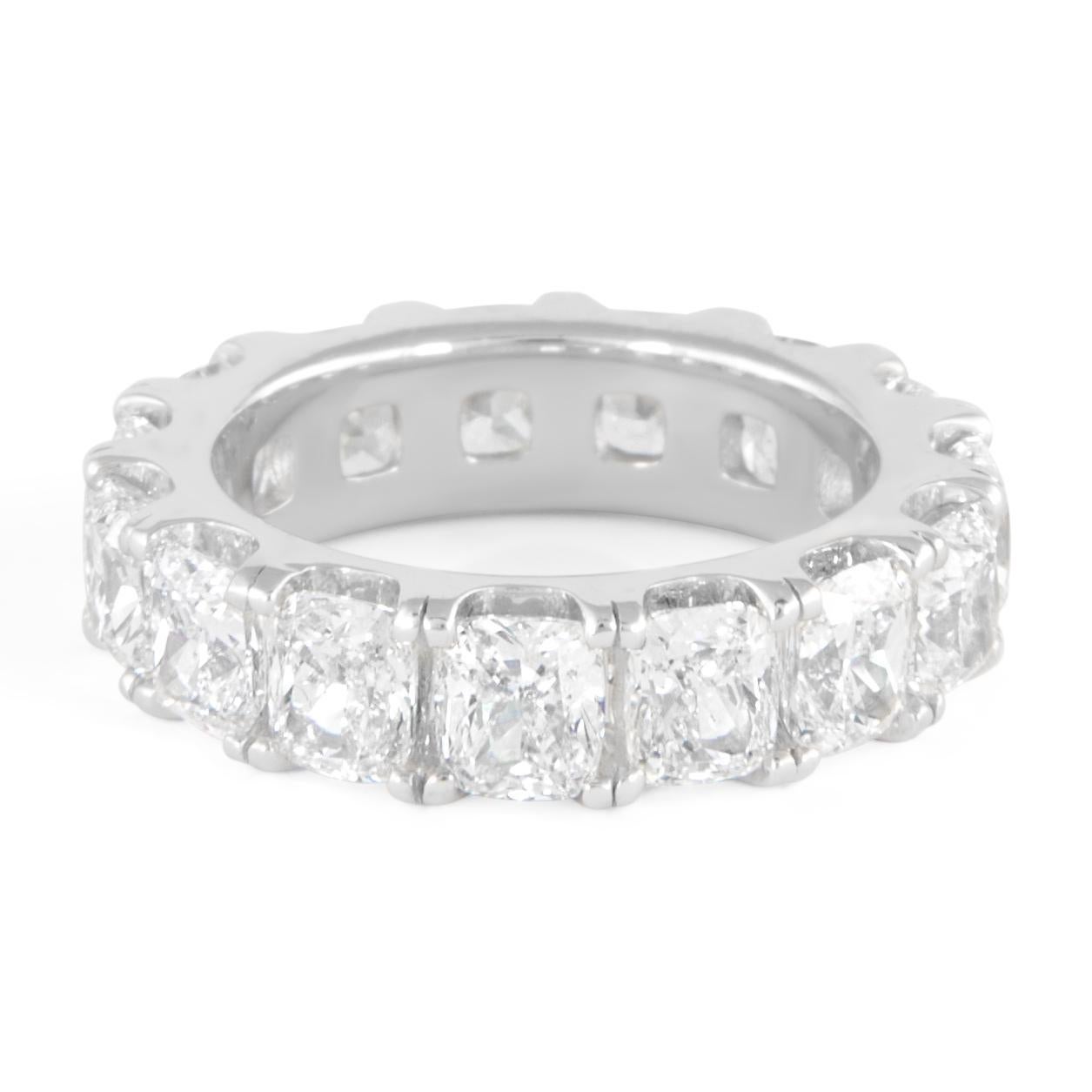 Taglio cuscino Alexander Beverly Hills 7,68ct Diamante Taglio Cuscino Fascia Eternità 18k S-6.5 in vendita