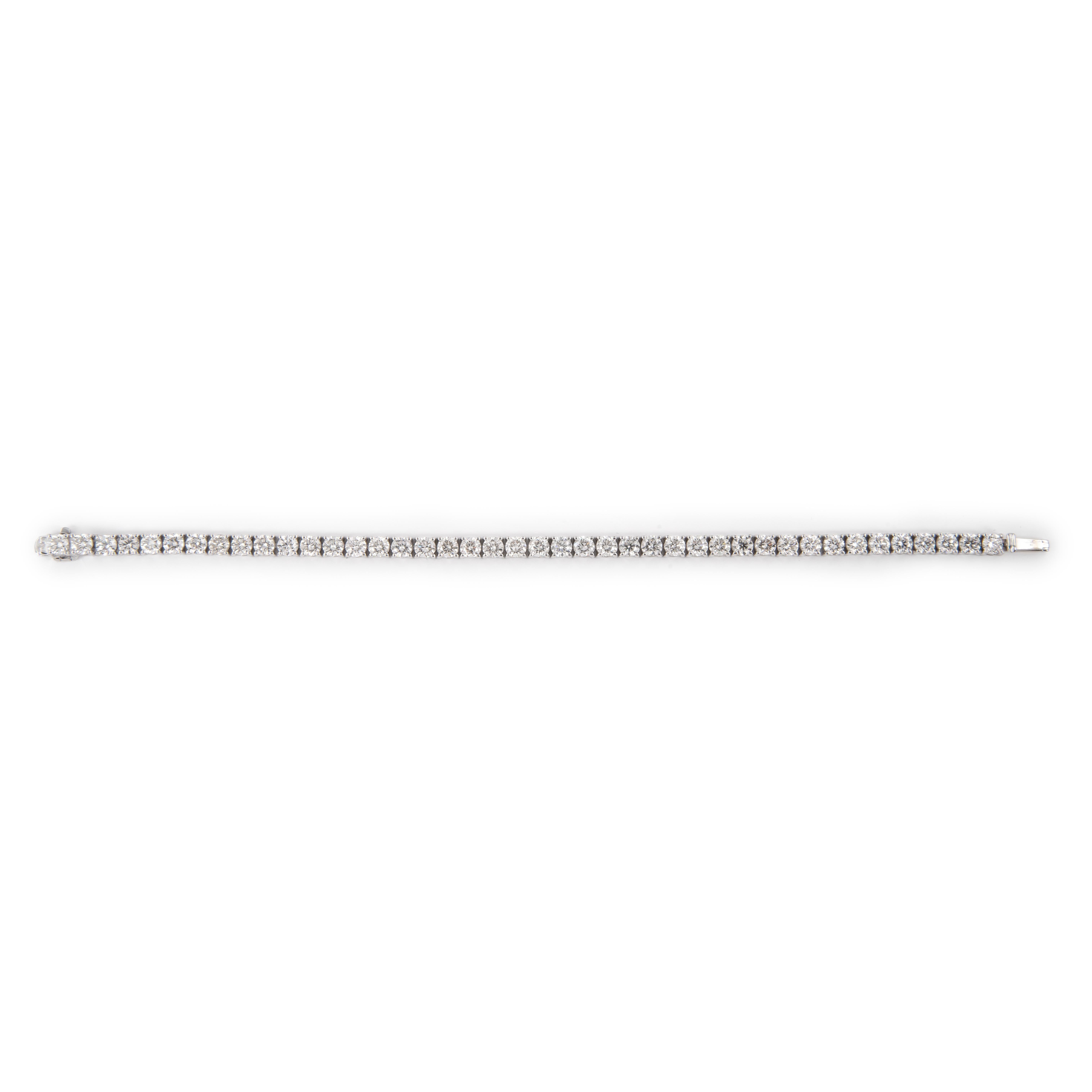 Alexander Beverly Hills Pulsera de tenis con diamantes de 9,74 ct y oro blanco de 18 quilates Corte redondo en venta