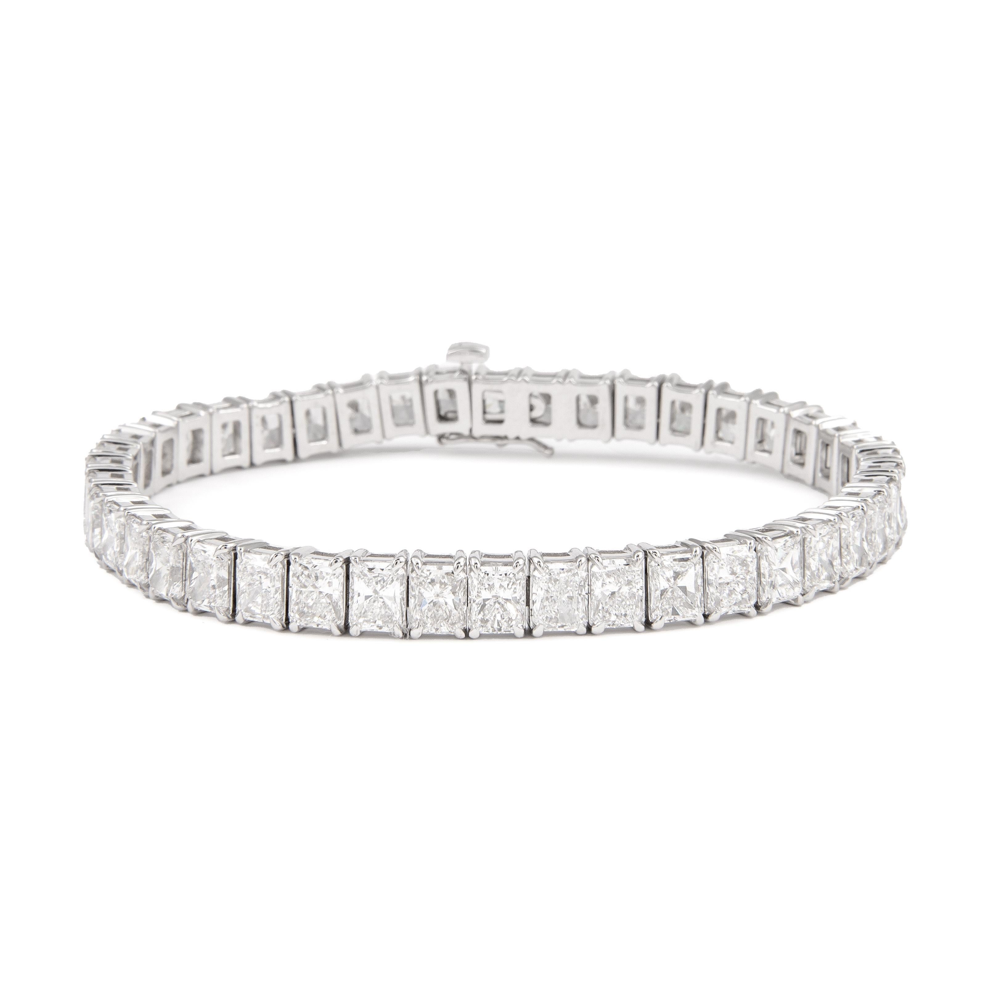 Alexander Beverly Hills Tous GIA 21,80ct  Bracelet tennis en diamants radiants 18 carats Neuf - En vente à BEVERLY HILLS, CA