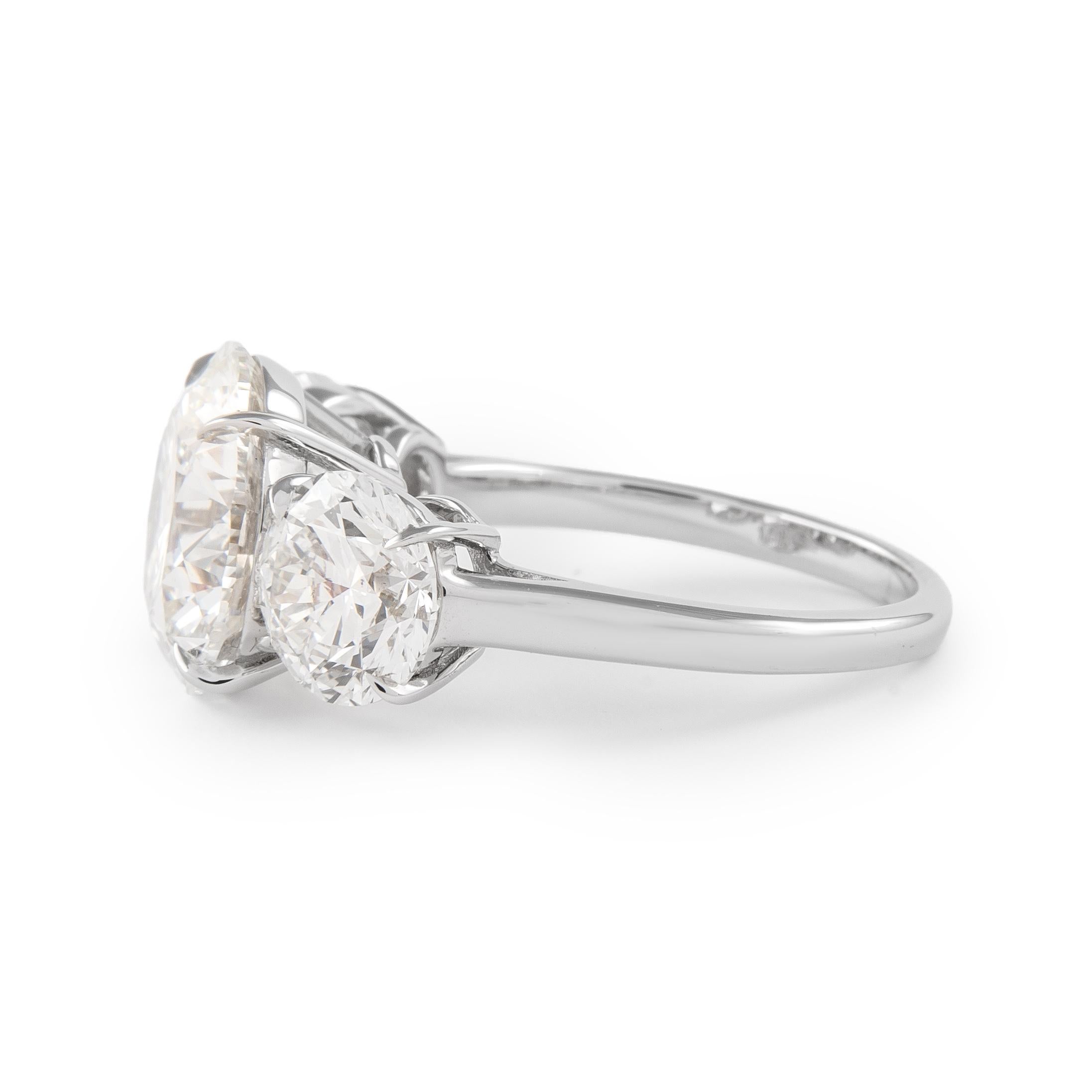 Alexander Beverly Hills Tutto GIA 5,55ct con 3ct Anello con 3 pietre di diamante rotondo 18k In condizioni Nuovo in vendita a BEVERLY HILLS, CA