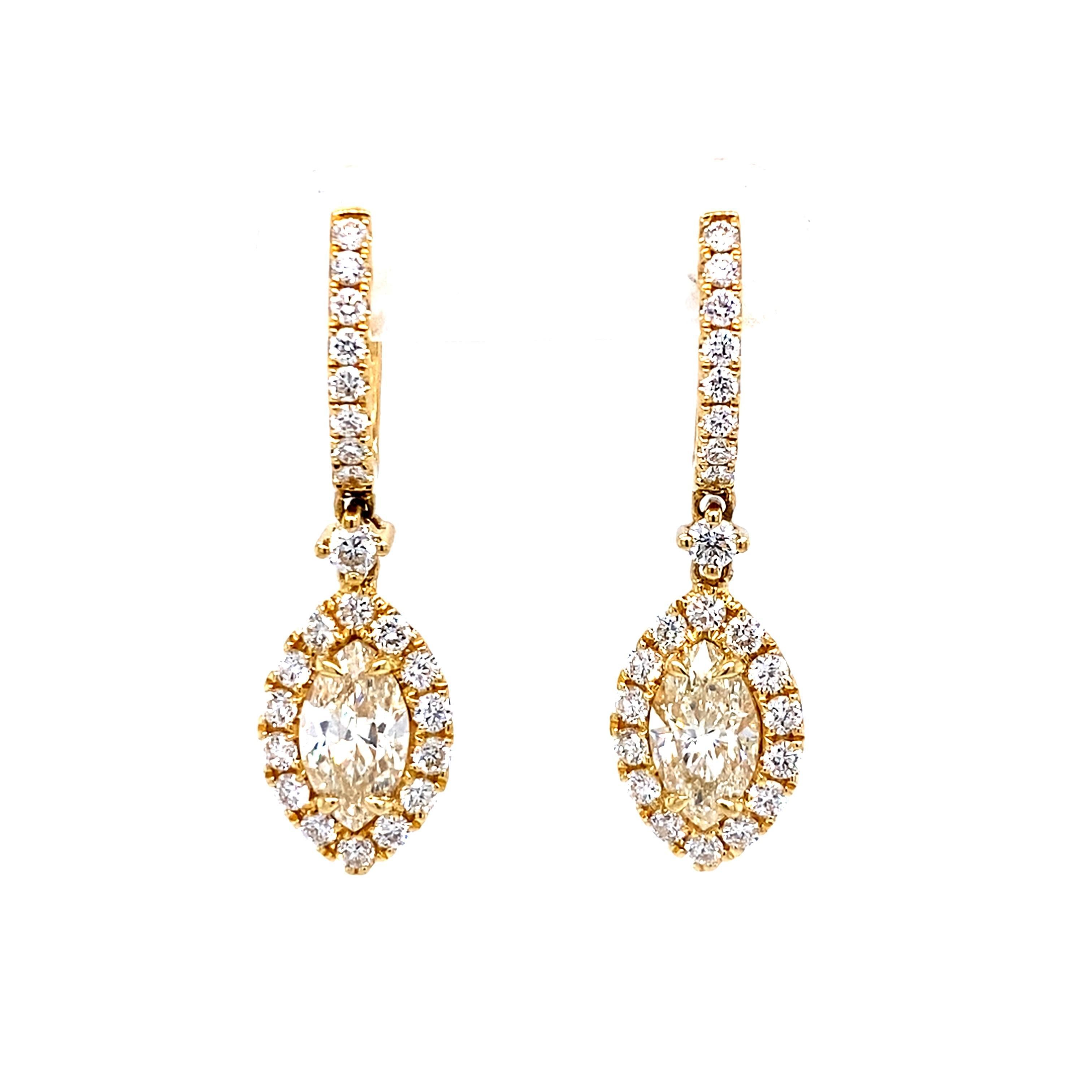 Contemporaneo Alexander Beverly Hills EGL Orecchini a goccia con diamanti da 3,00ctt in oro giallo 18k in vendita