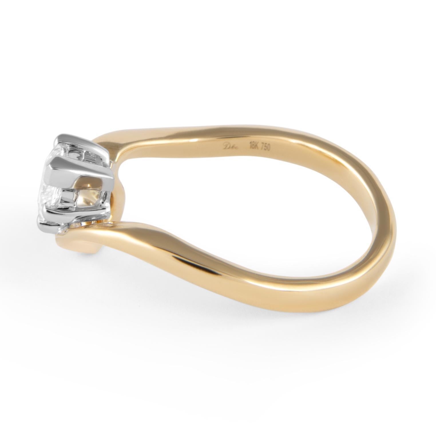 Taglio marquise Alexander Beverly Hills GIA 0.73ct Marquise Diamond Abstract Ring Oro 18k in vendita