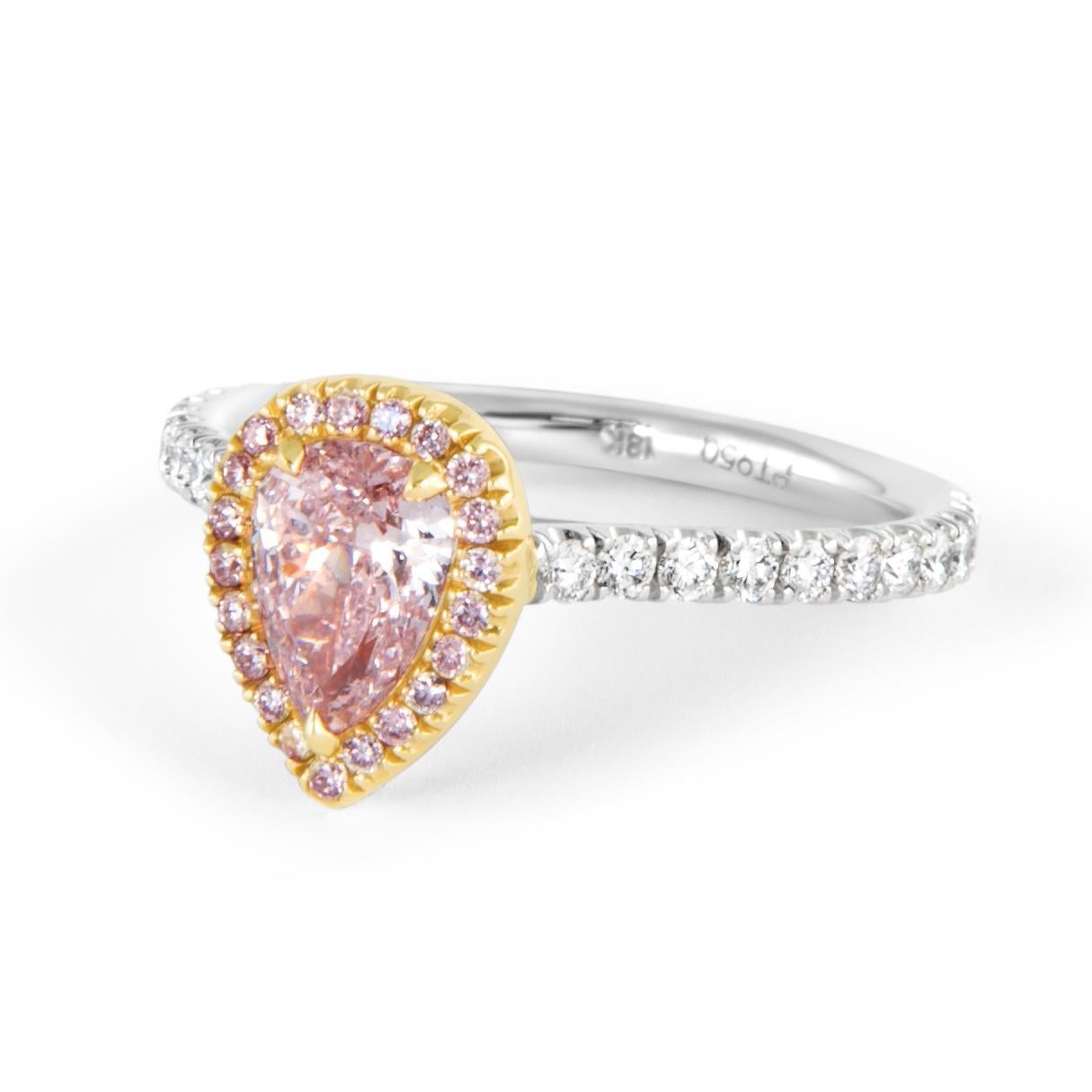 Contemporain Alexander Beverly Hills GIA 0.76ct Pink Diamond with Halo Ring 18k en vente