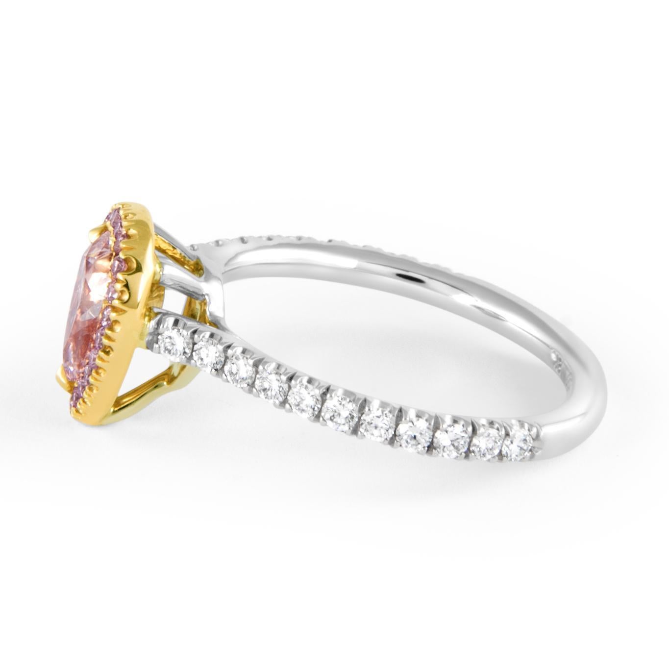 Taille poire Alexander Beverly Hills GIA 0.76ct Pink Diamond with Halo Ring 18k en vente
