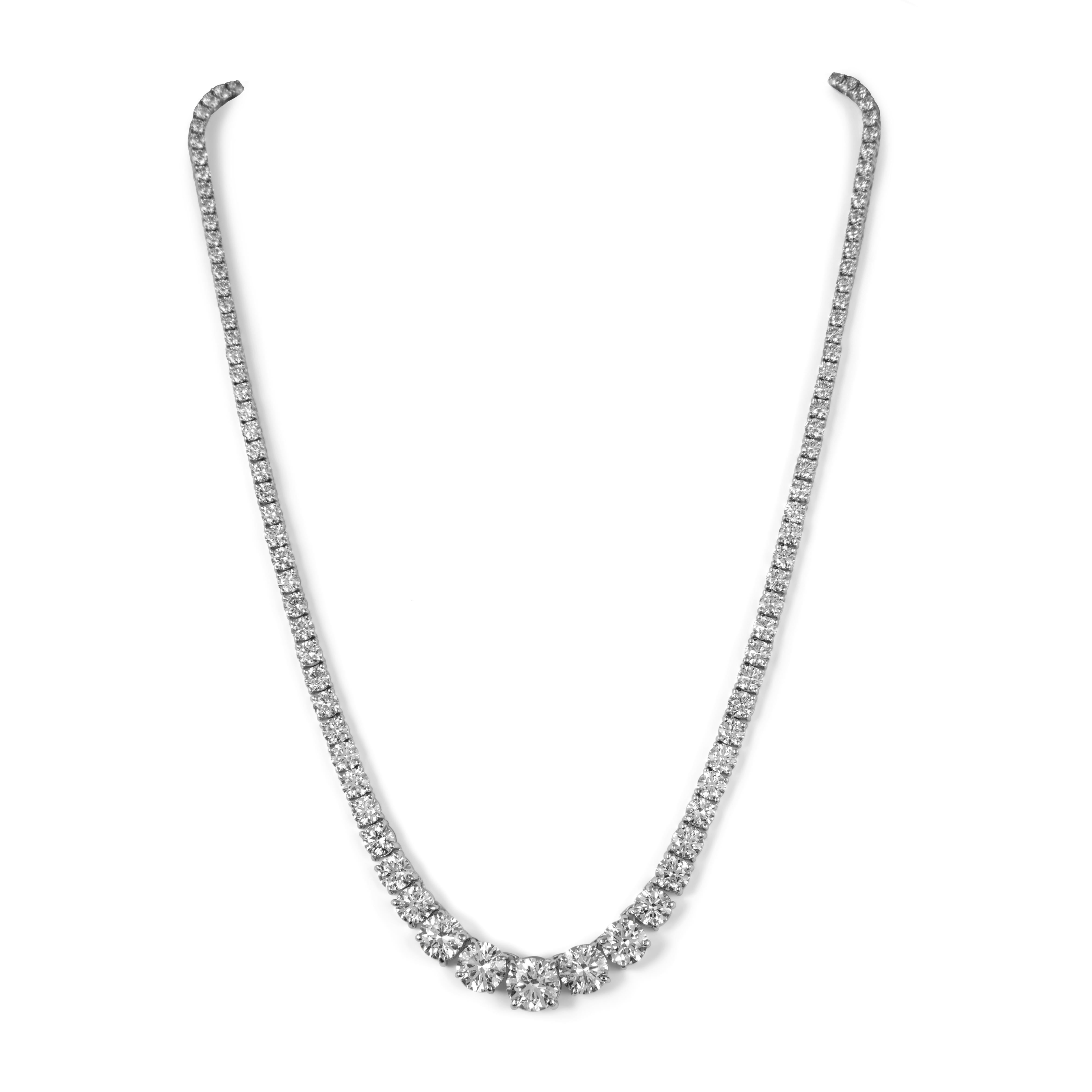 Taglio rotondo Alexander Beverly Hills GIA 17,84ct Diamante 'Centro 2,51ct' Collana in oro 18k in vendita