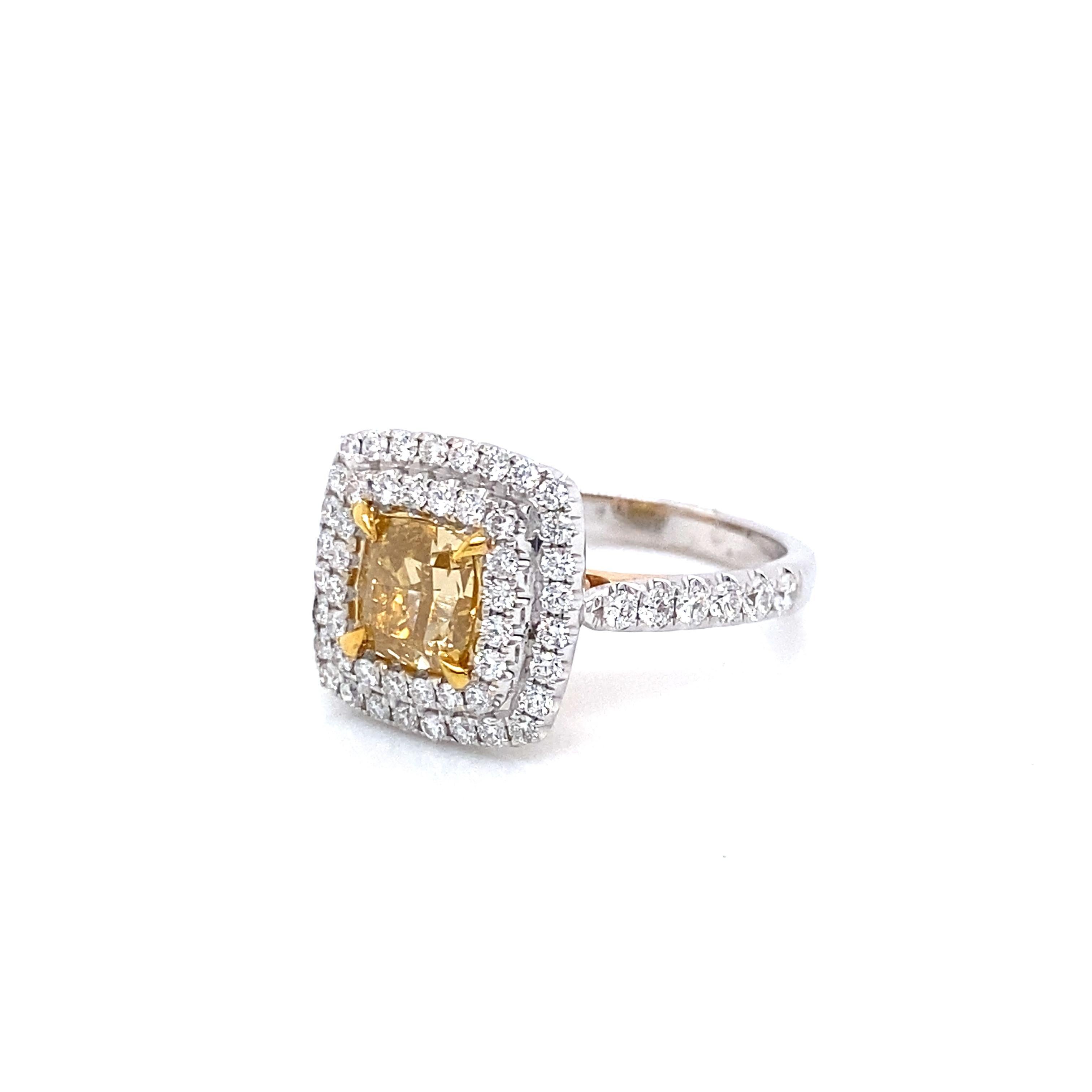 Alexander Beverly Hills GIA 2,07 ct Anillo con halo de diamantes en cojín amarillo fantasía 18k Corte cojín en venta