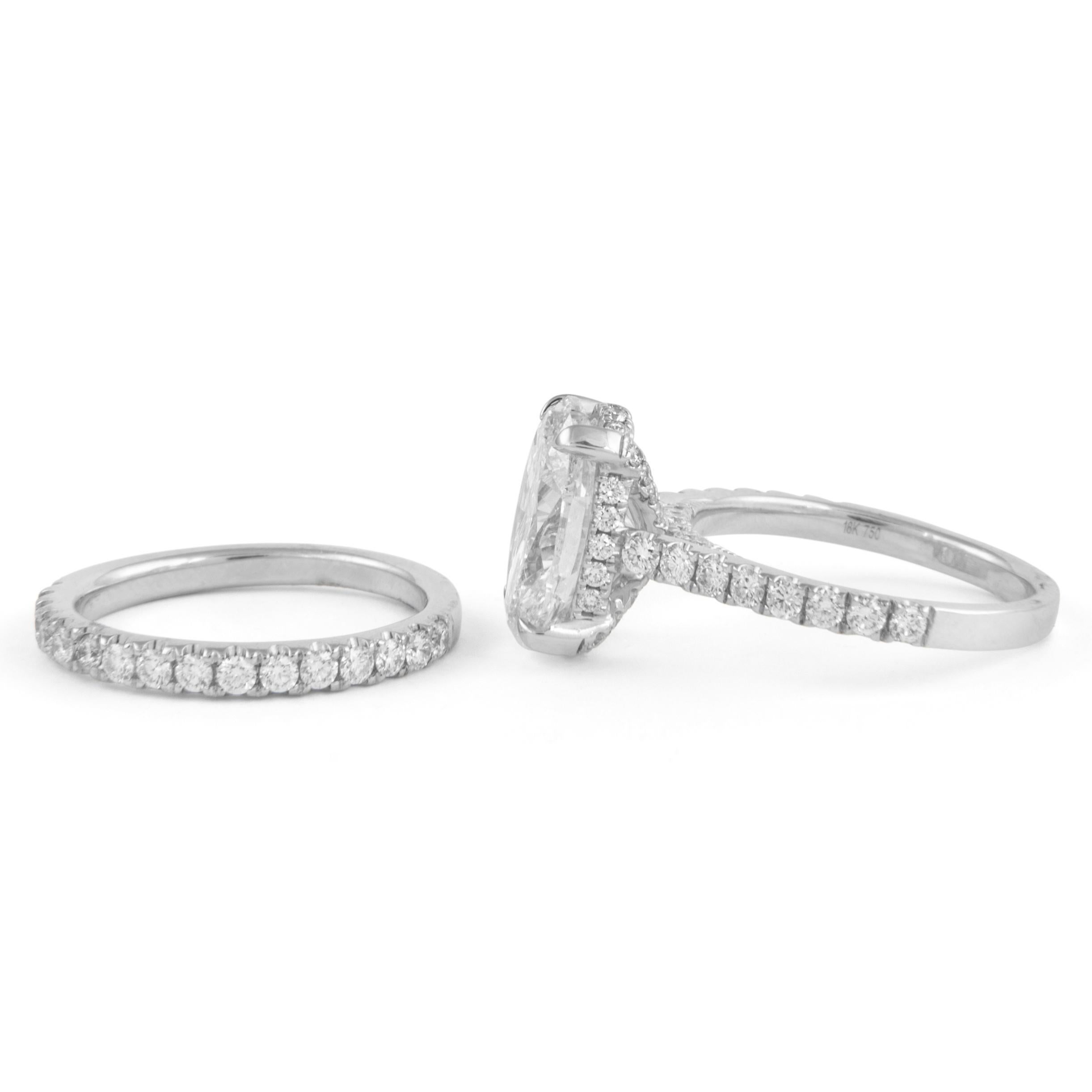 Alexander Beverly Hills GIA 3.18ct Oval Cut J VS2 Diamond Engagement Ring 18k In New Condition For Sale In BEVERLY HILLS, CA